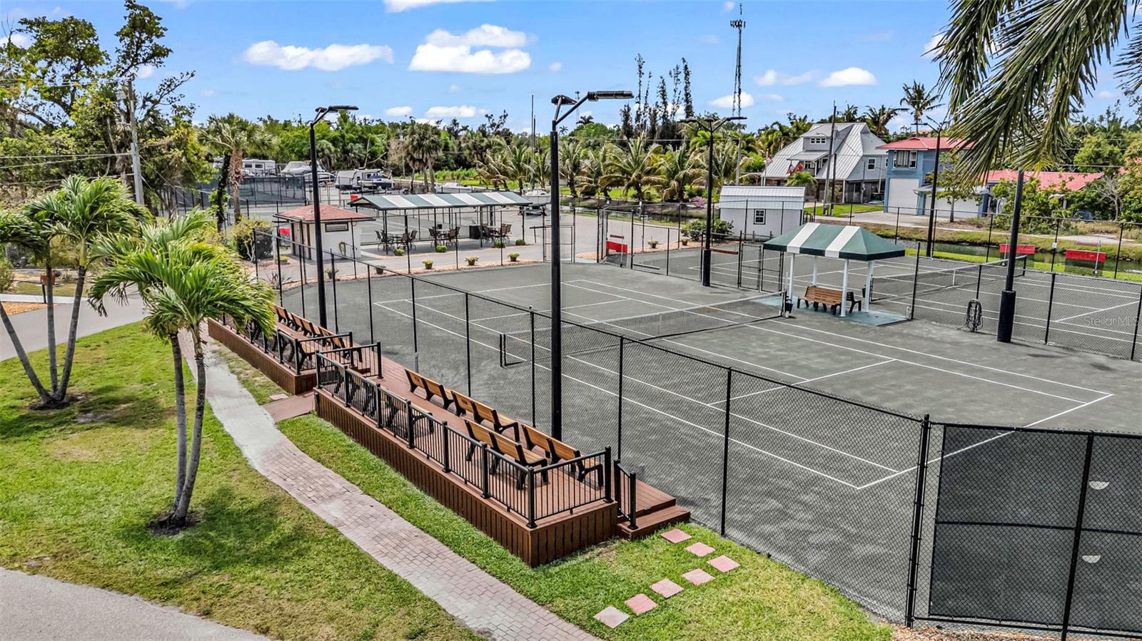 Image 5 of 49 For 25188 Marion Avenue E212