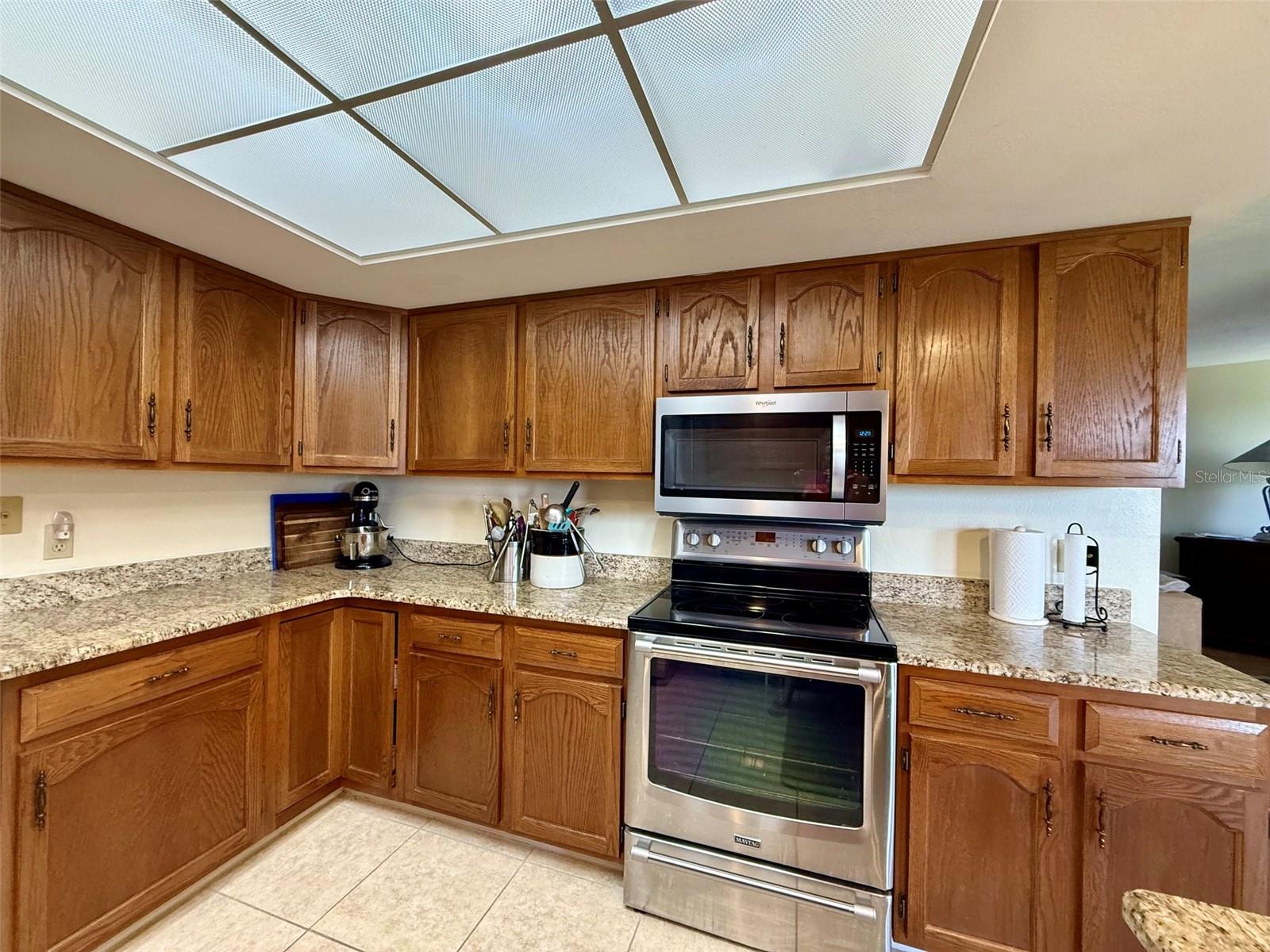 Image 7 of 49 For 25188 Marion Avenue E212