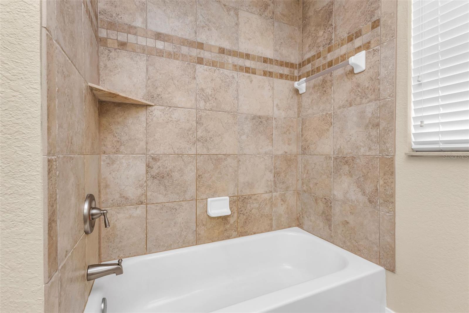 Image 22 of 69 For 28401 Coco Palm Dr