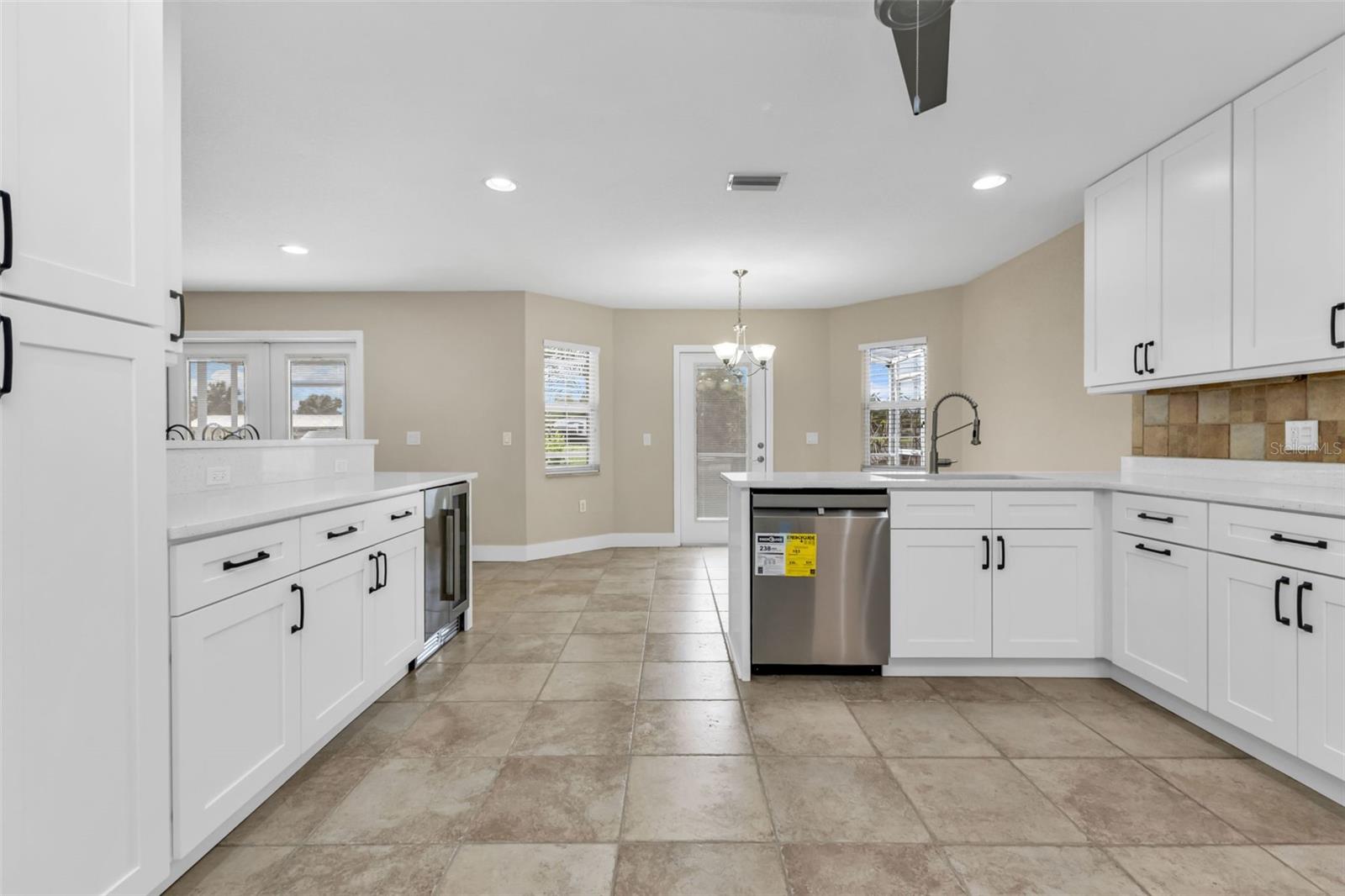 Image 36 of 69 For 28401 Coco Palm Dr