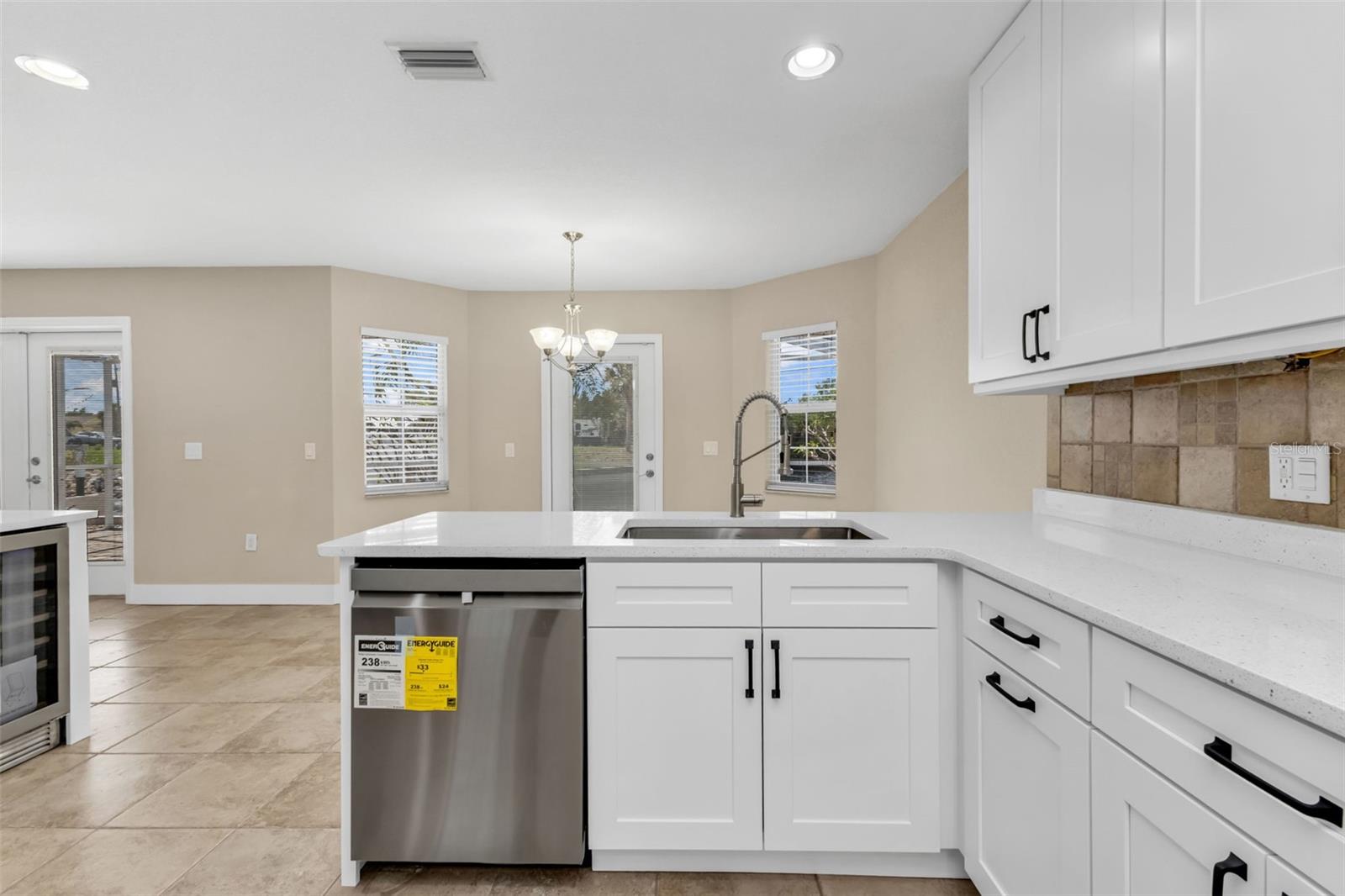 Image 38 of 69 For 28401 Coco Palm Dr