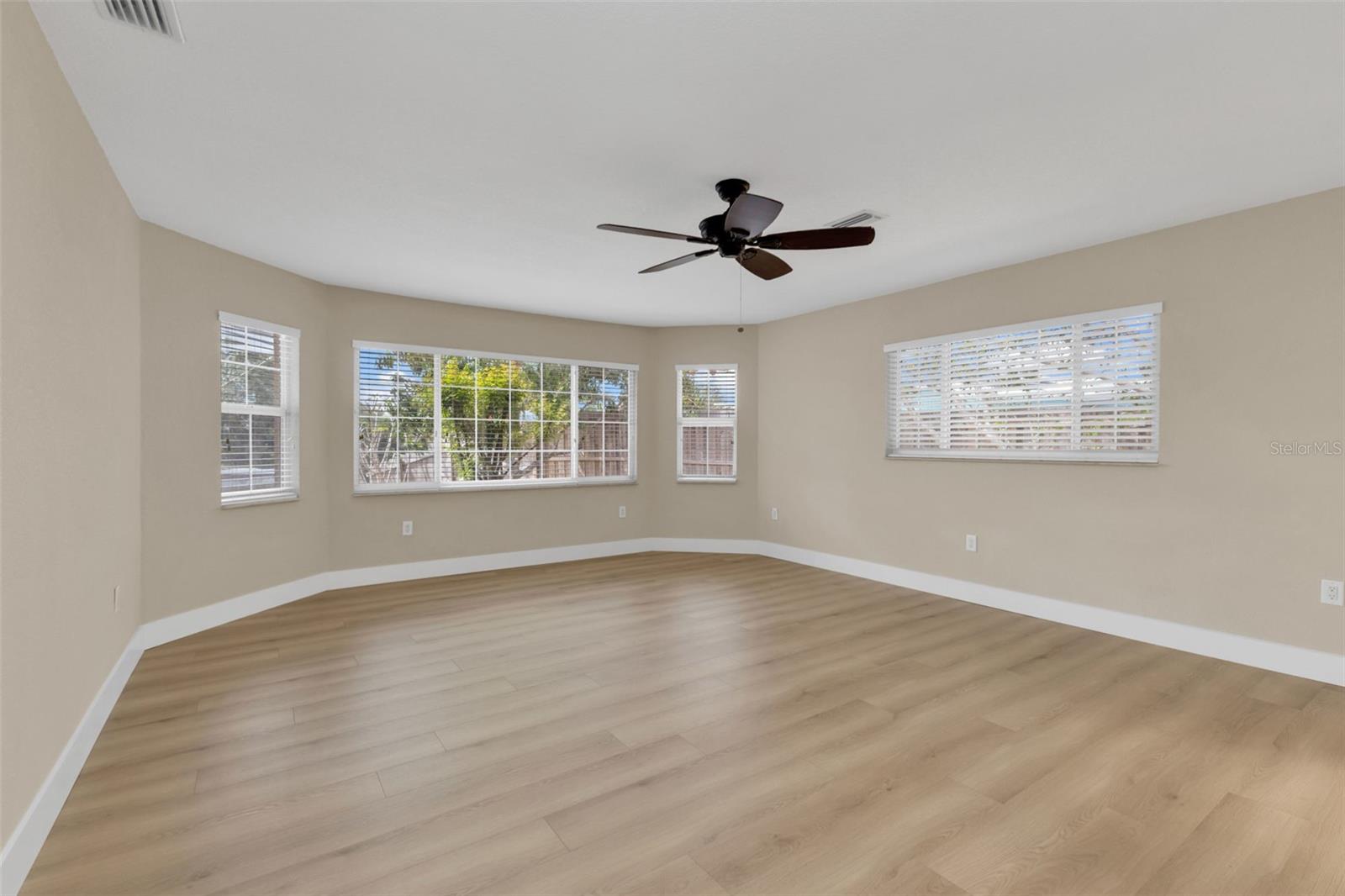 Image 40 of 69 For 28401 Coco Palm Dr