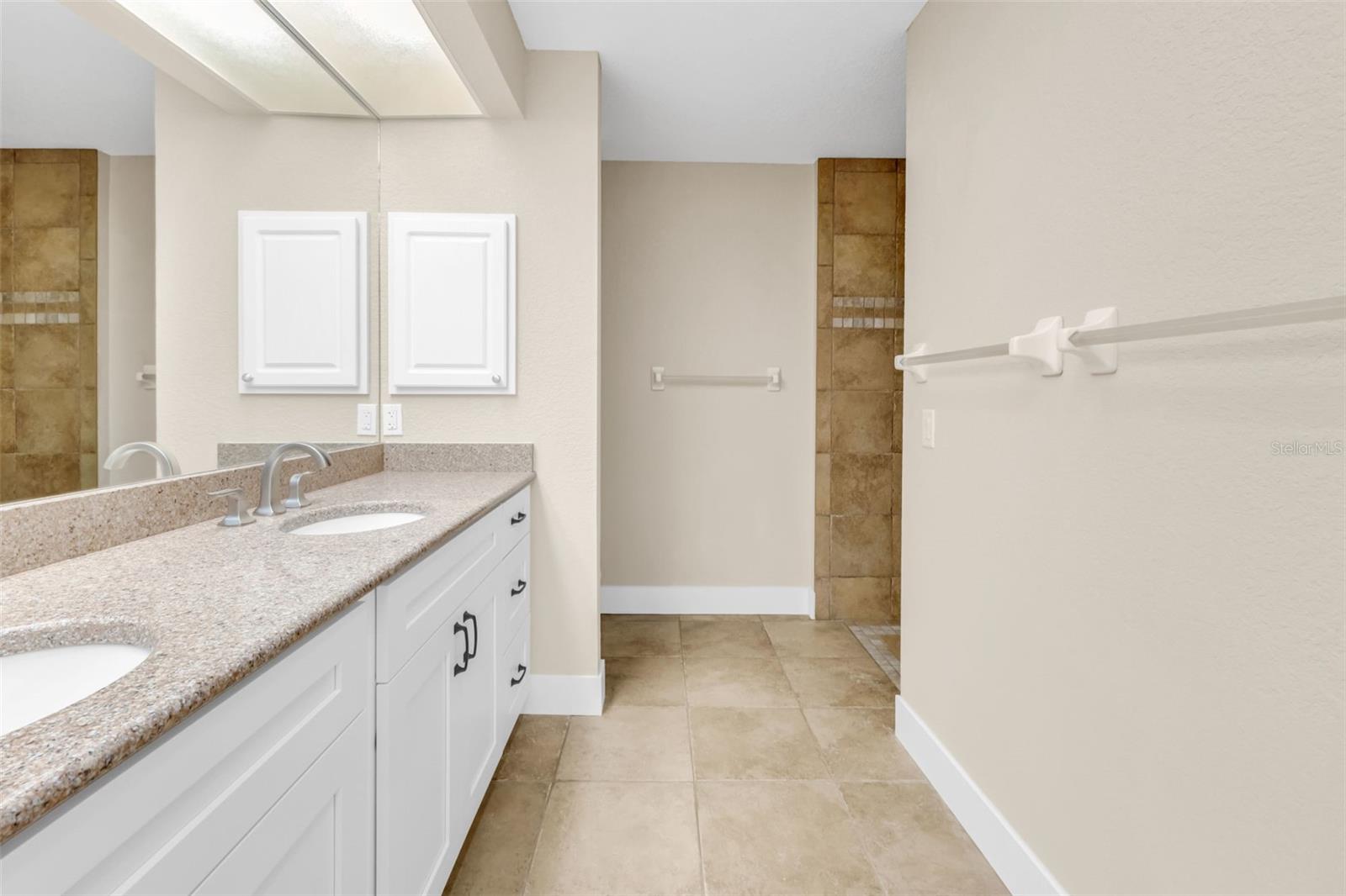 Image 45 of 69 For 28401 Coco Palm Dr