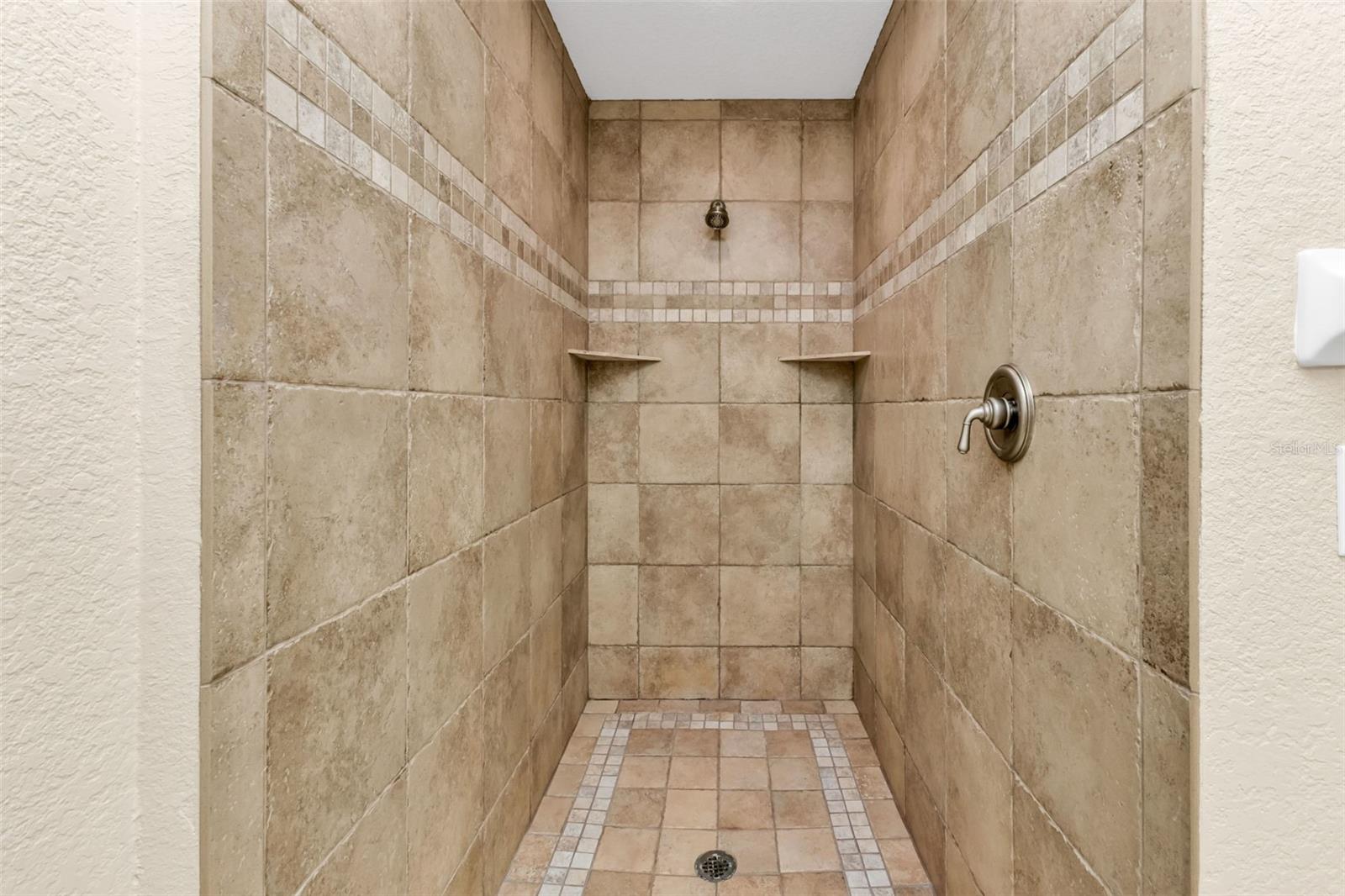 Image 46 of 69 For 28401 Coco Palm Dr