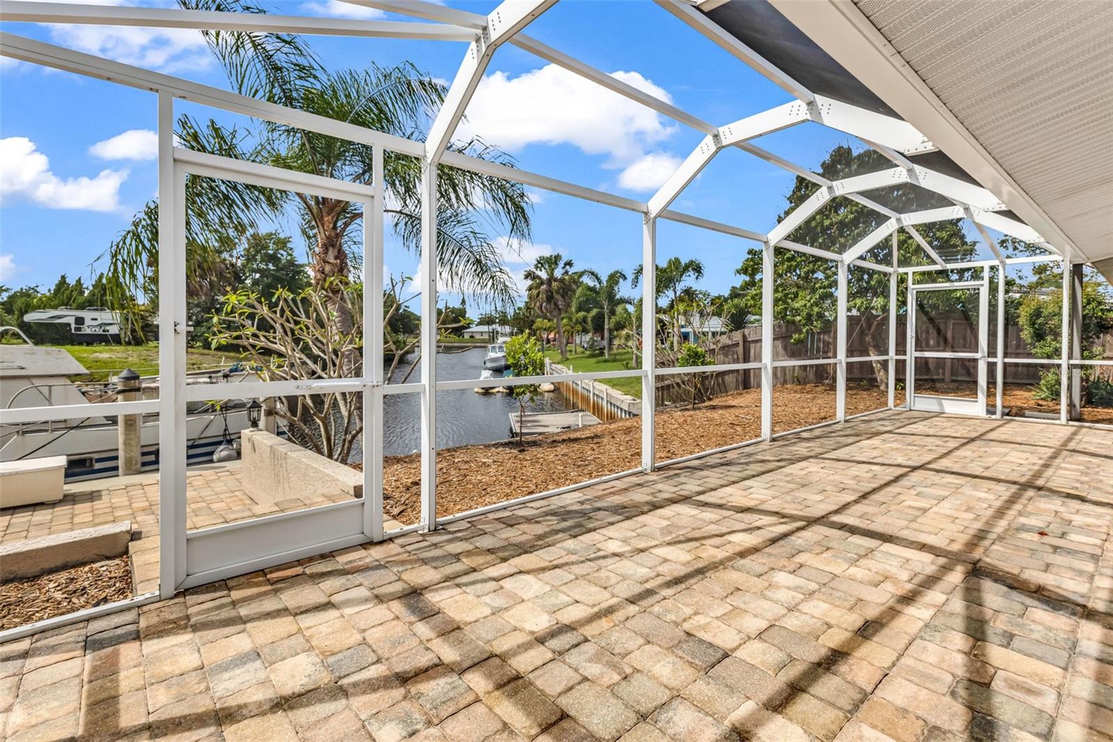 Image 50 of 69 For 28401 Coco Palm Dr