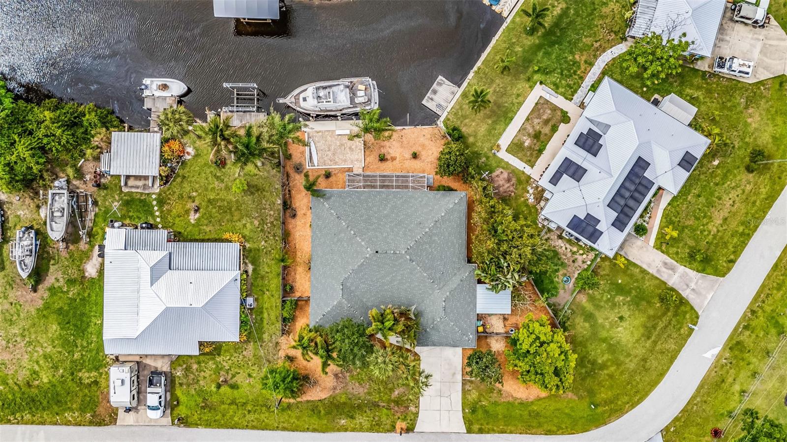 Image 63 of 69 For 28401 Coco Palm Dr