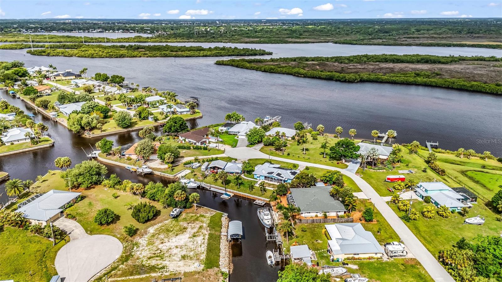 Image 66 of 69 For 28401 Coco Palm Dr