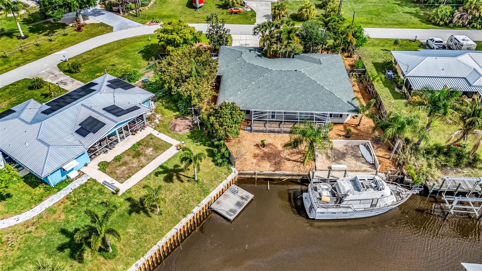 Image 68 of 69 For 28401 Coco Palm Dr