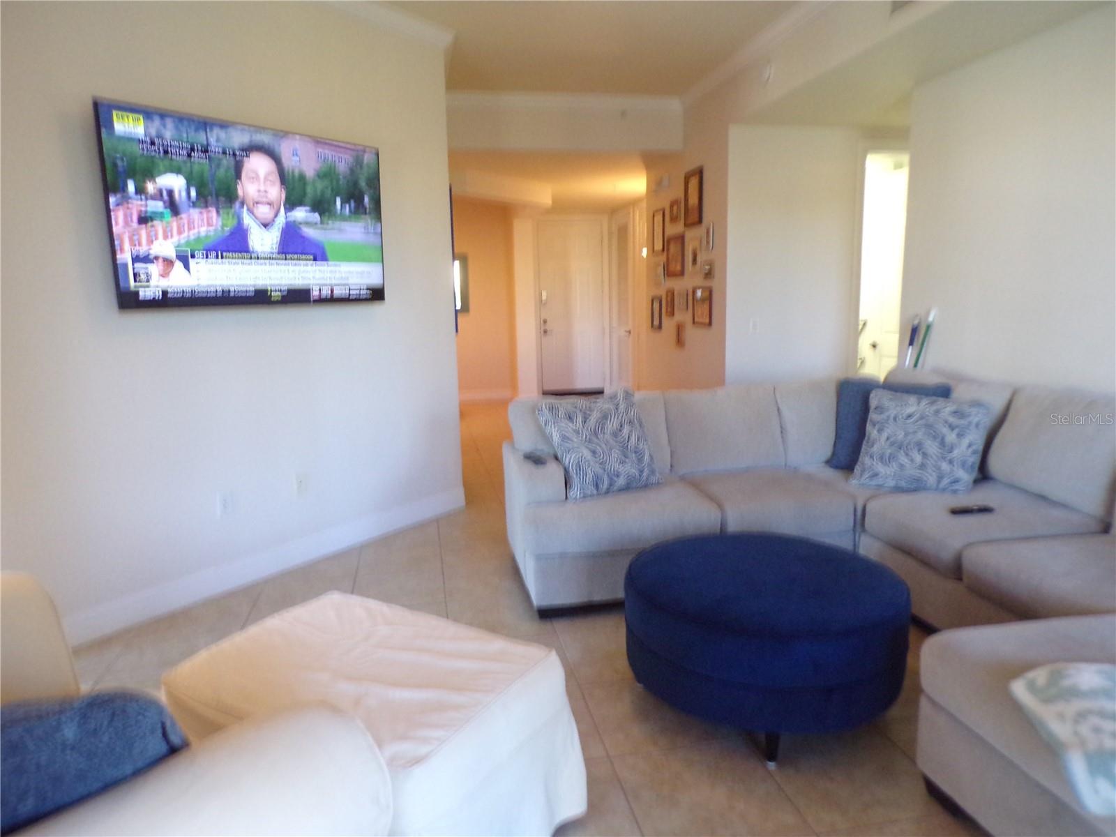 Image 22 of 31 For 94 Vivante Boulevard 302-9432