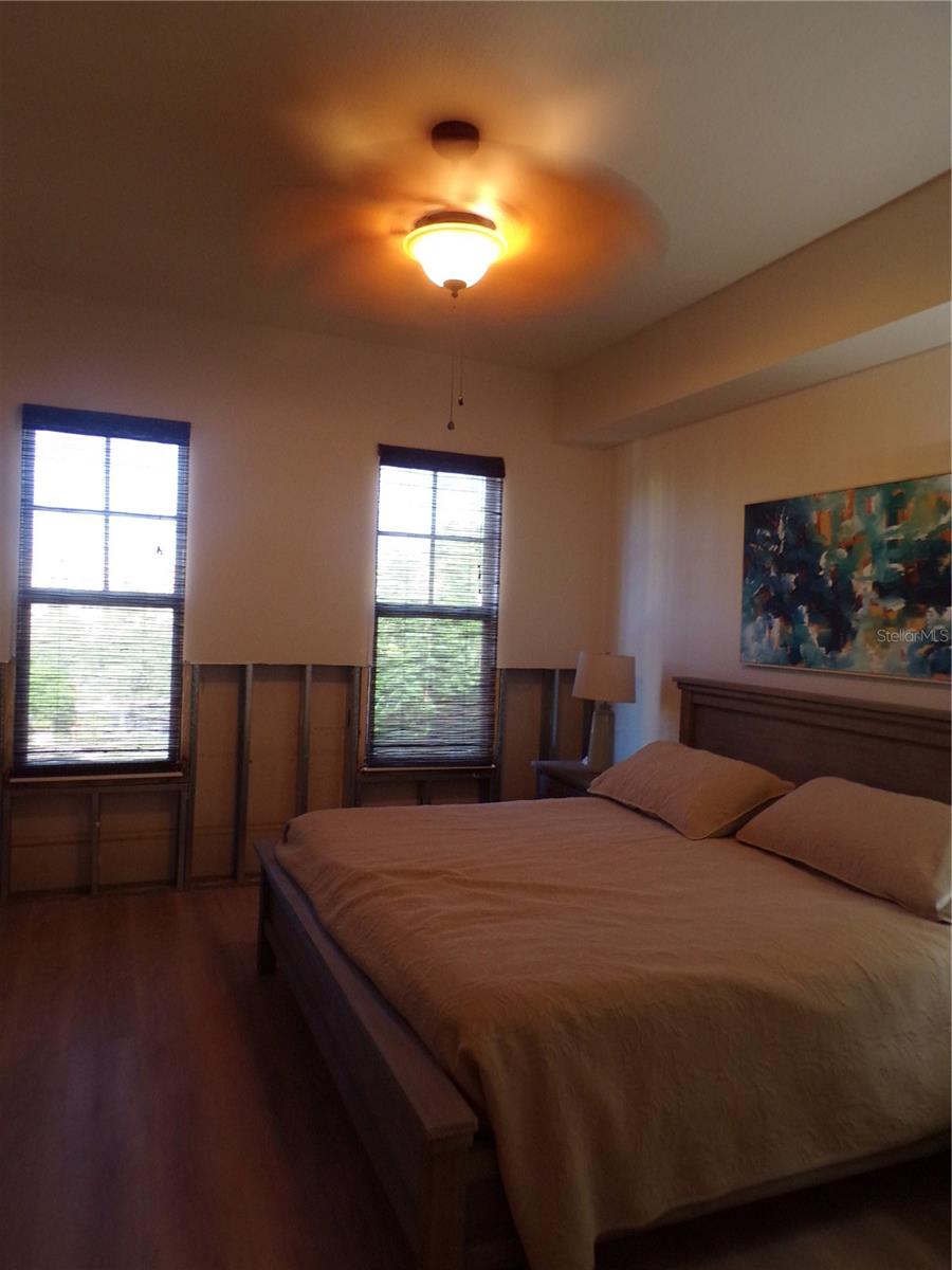 Image 24 of 31 For 94 Vivante Boulevard 302-9432