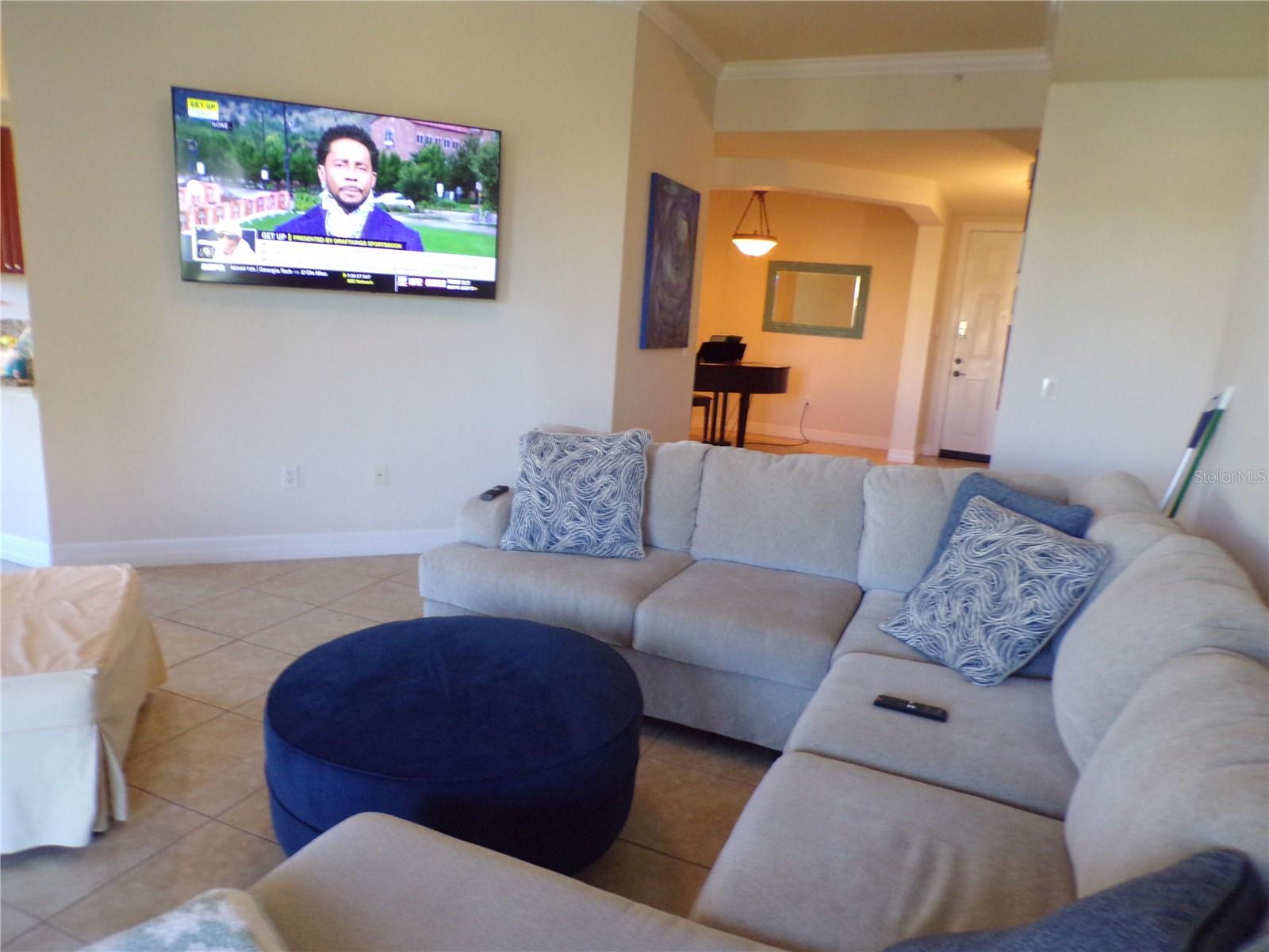 Image 4 of 31 For 94 Vivante Boulevard 302-9432