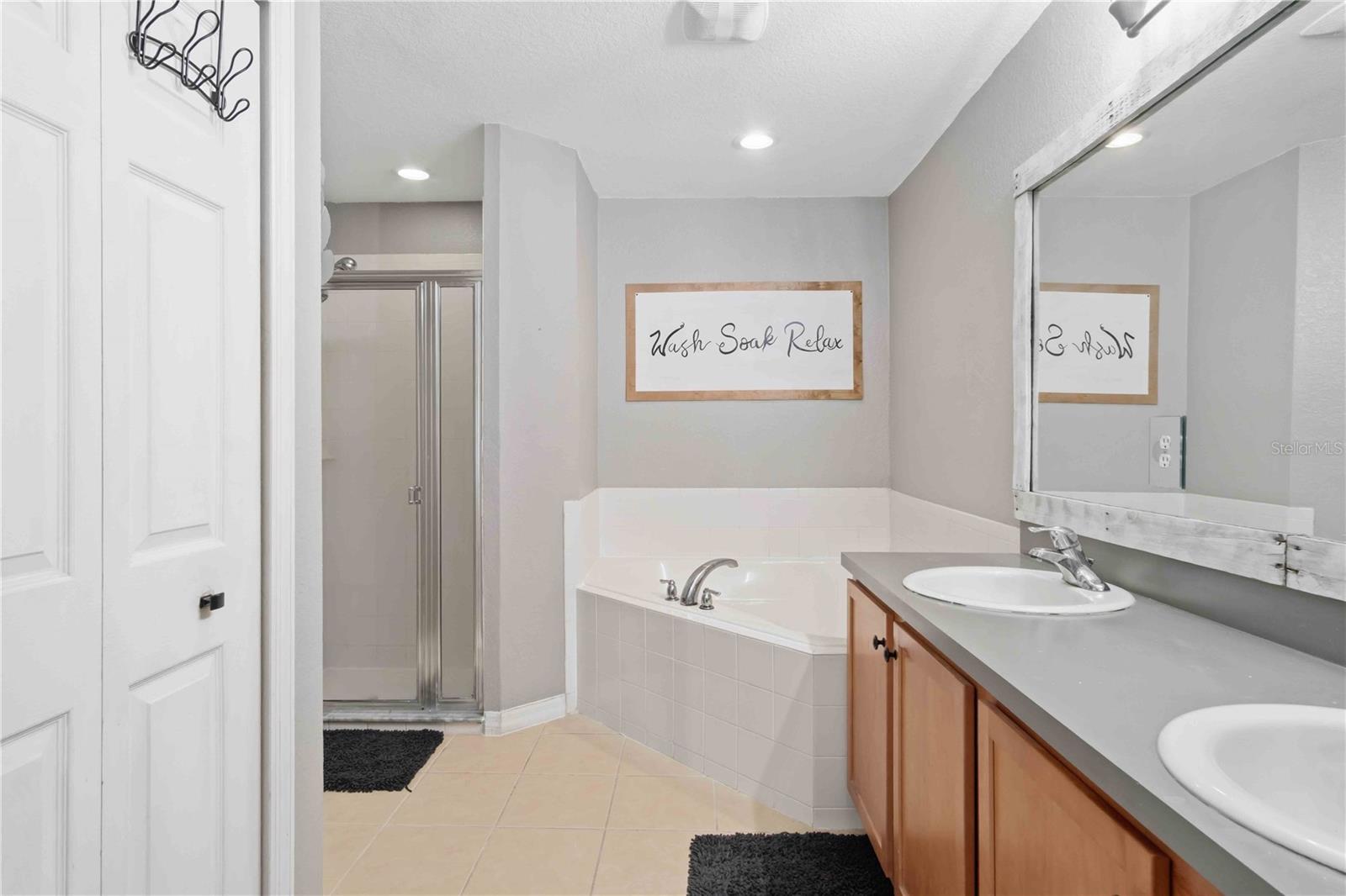 Image 29 of 50 For 3680 Channing Avenue