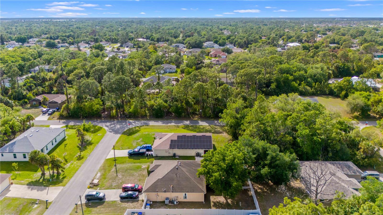 Image 3 of 50 For 3680 Channing Avenue