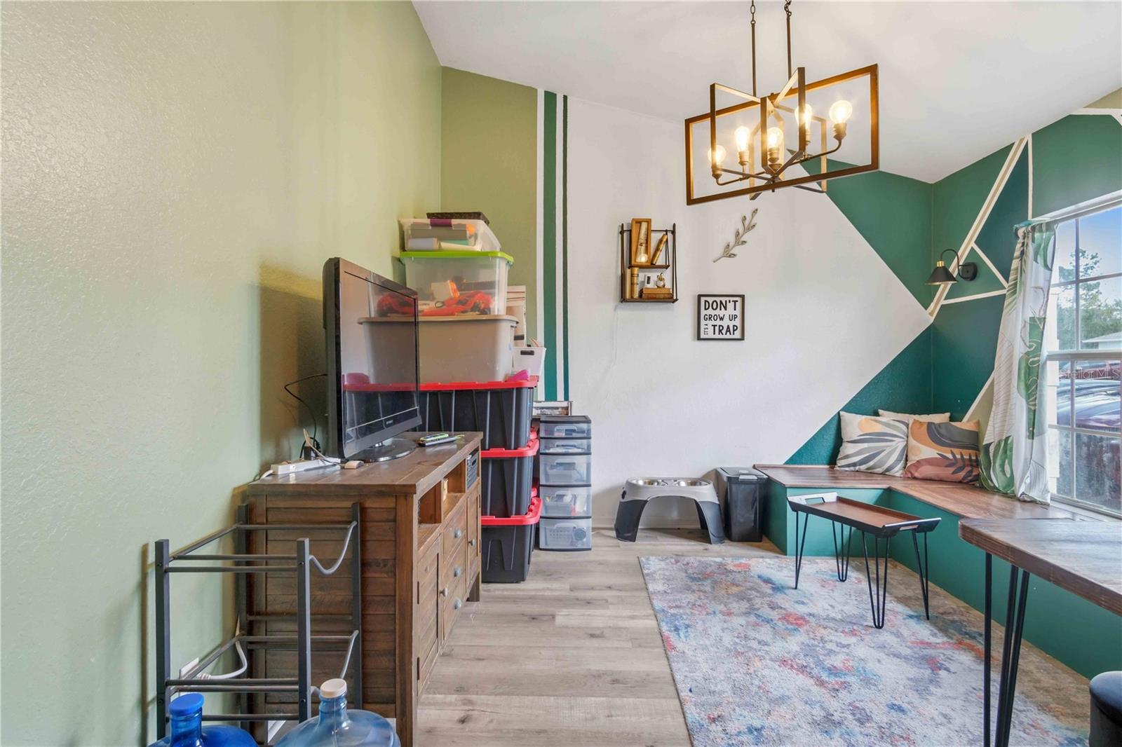 Image 40 of 50 For 3680 Channing Avenue