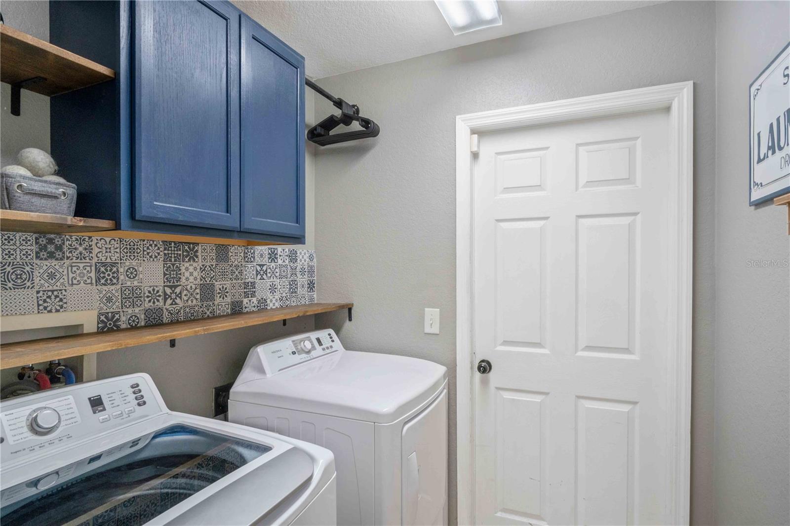 Image 42 of 50 For 3680 Channing Avenue