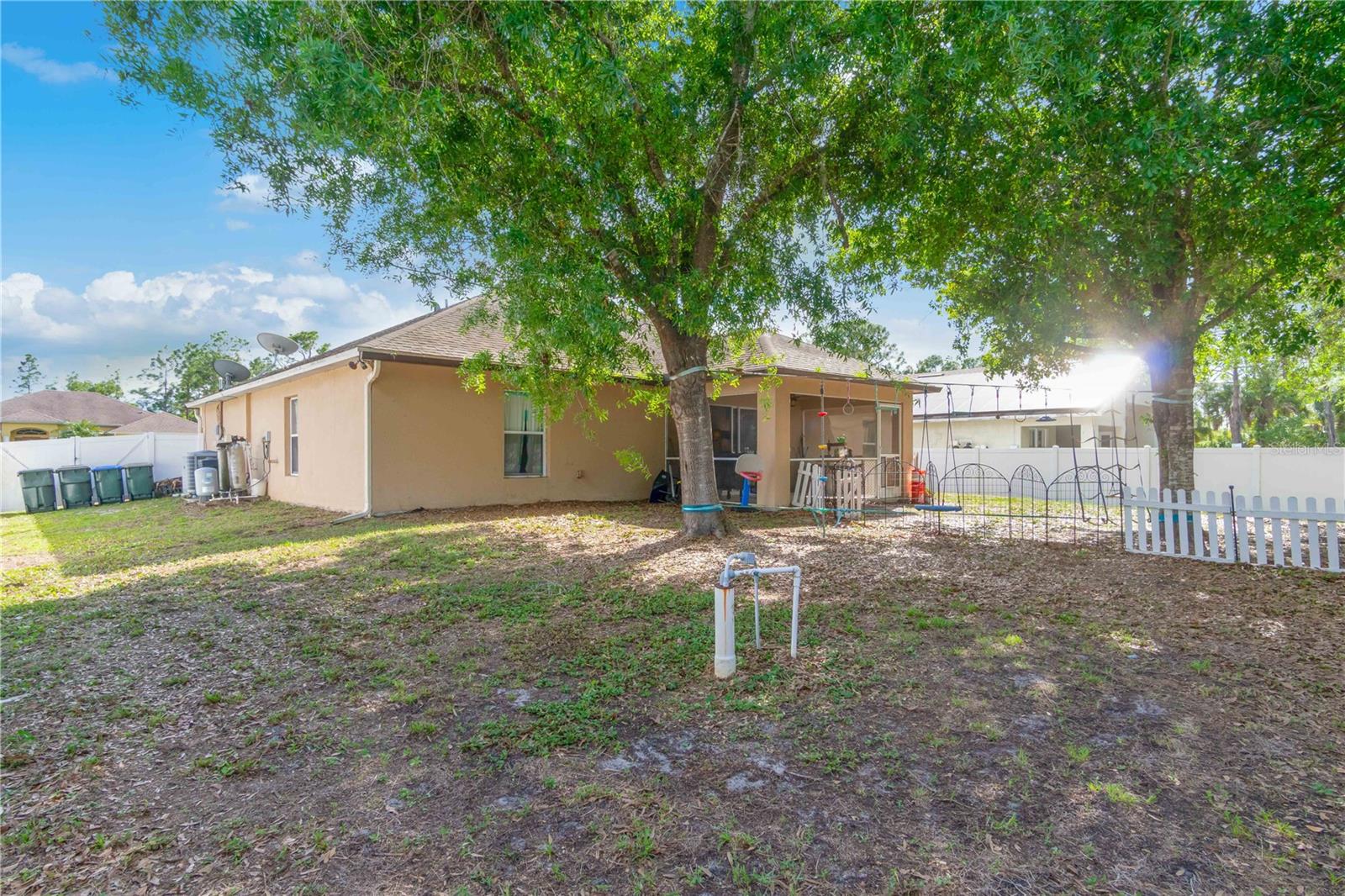 Image 48 of 50 For 3680 Channing Avenue