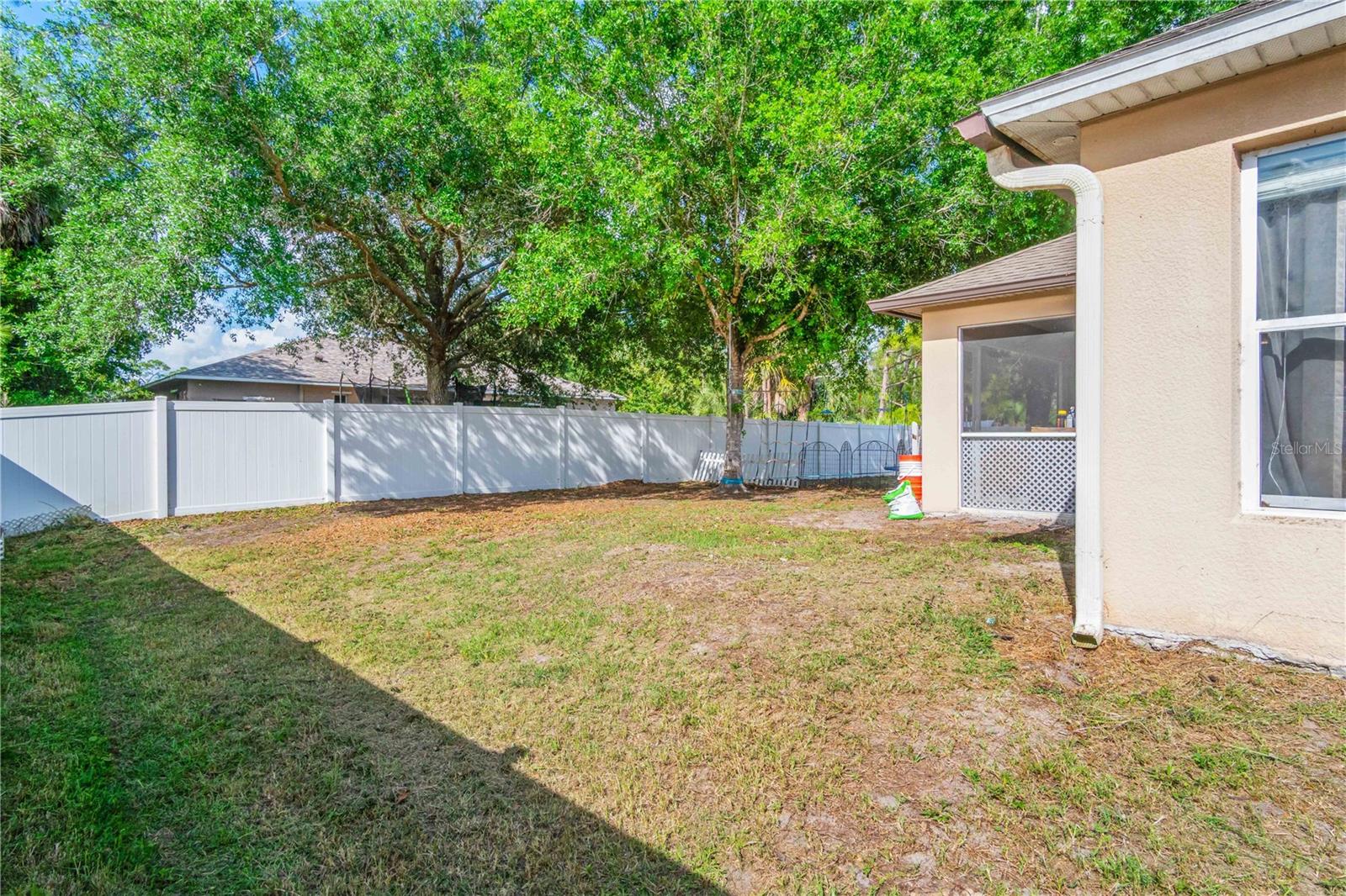 Image 49 of 50 For 3680 Channing Avenue