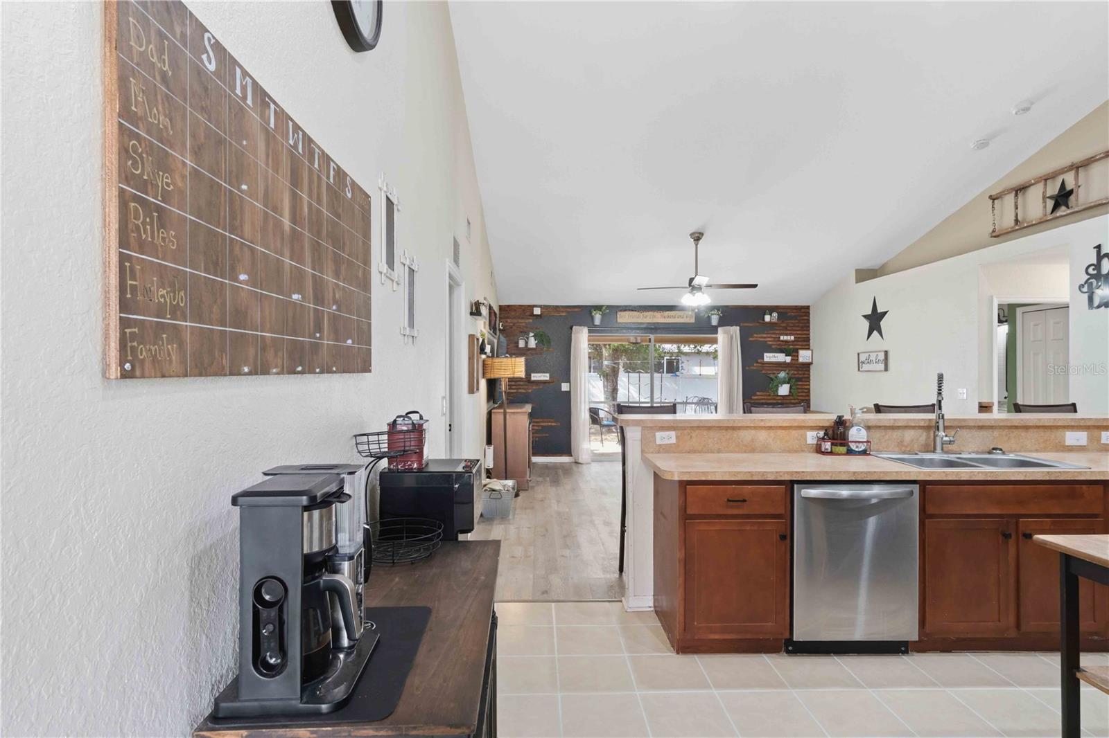 Image 9 of 50 For 3680 Channing Avenue