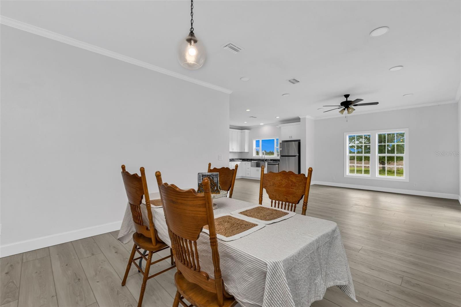 Image 10 of 84 For 32634 Oil Well Road