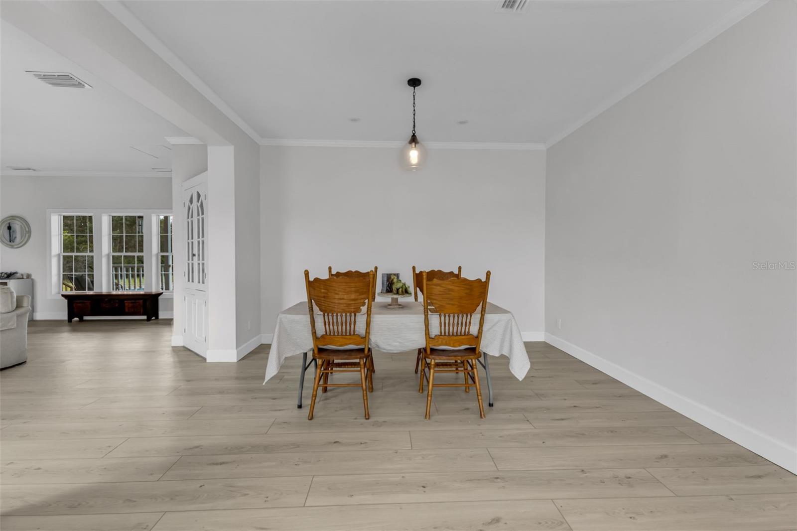 Image 11 of 84 For 32634 Oil Well Road