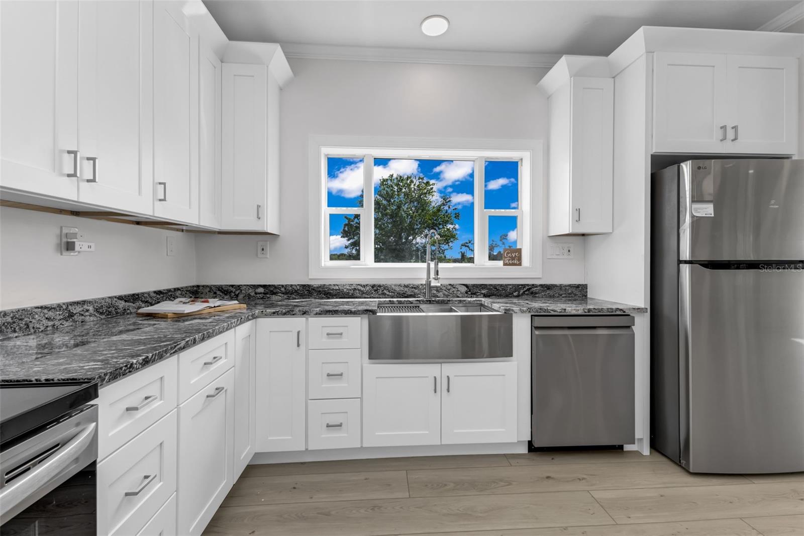 Image 17 of 84 For 32634 Oil Well Road