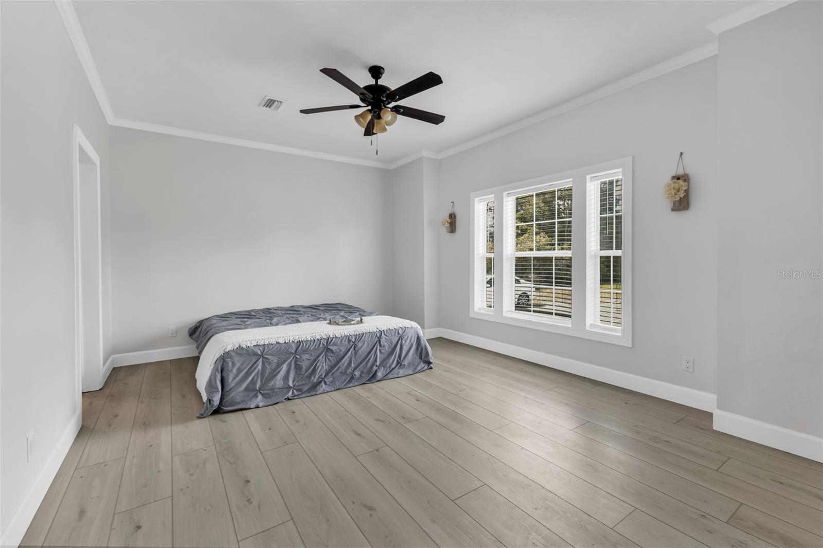 Image 19 of 84 For 32634 Oil Well Road