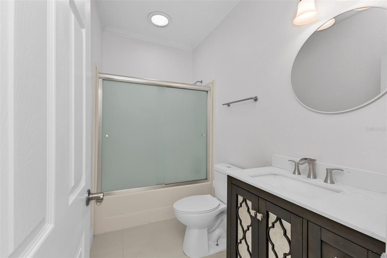 Image 30 of 84 For 32634 Oil Well Road