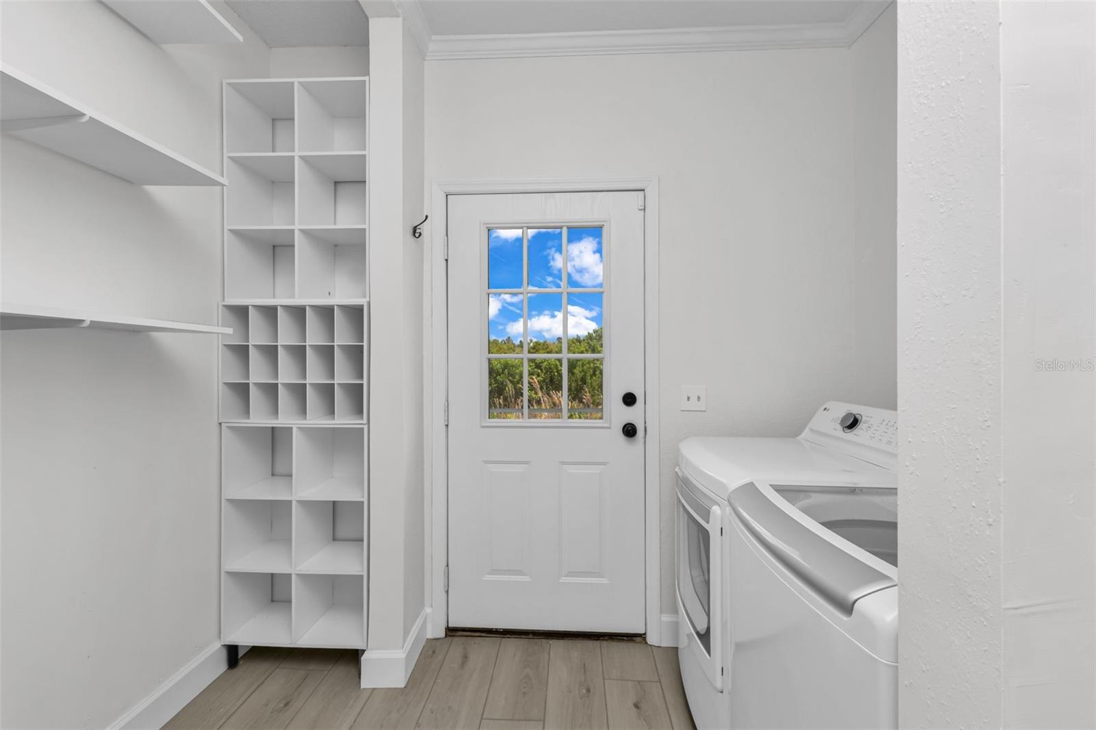 Image 35 of 84 For 32634 Oil Well Road