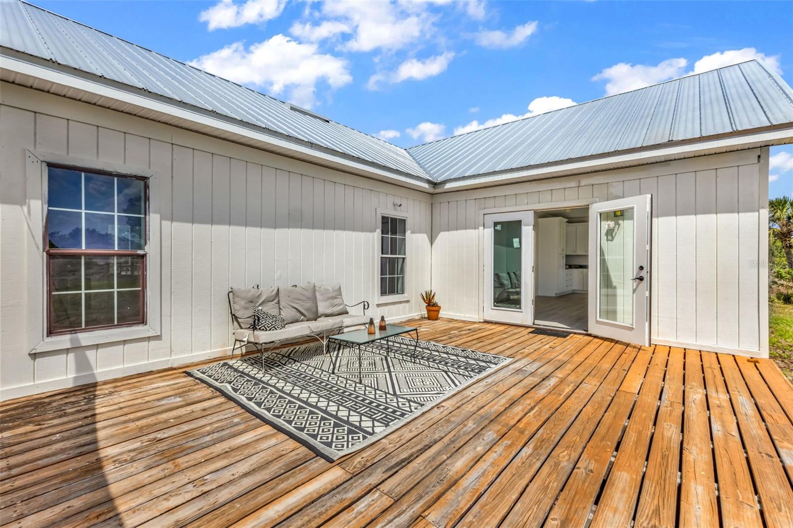 Image 42 of 84 For 32634 Oil Well Road