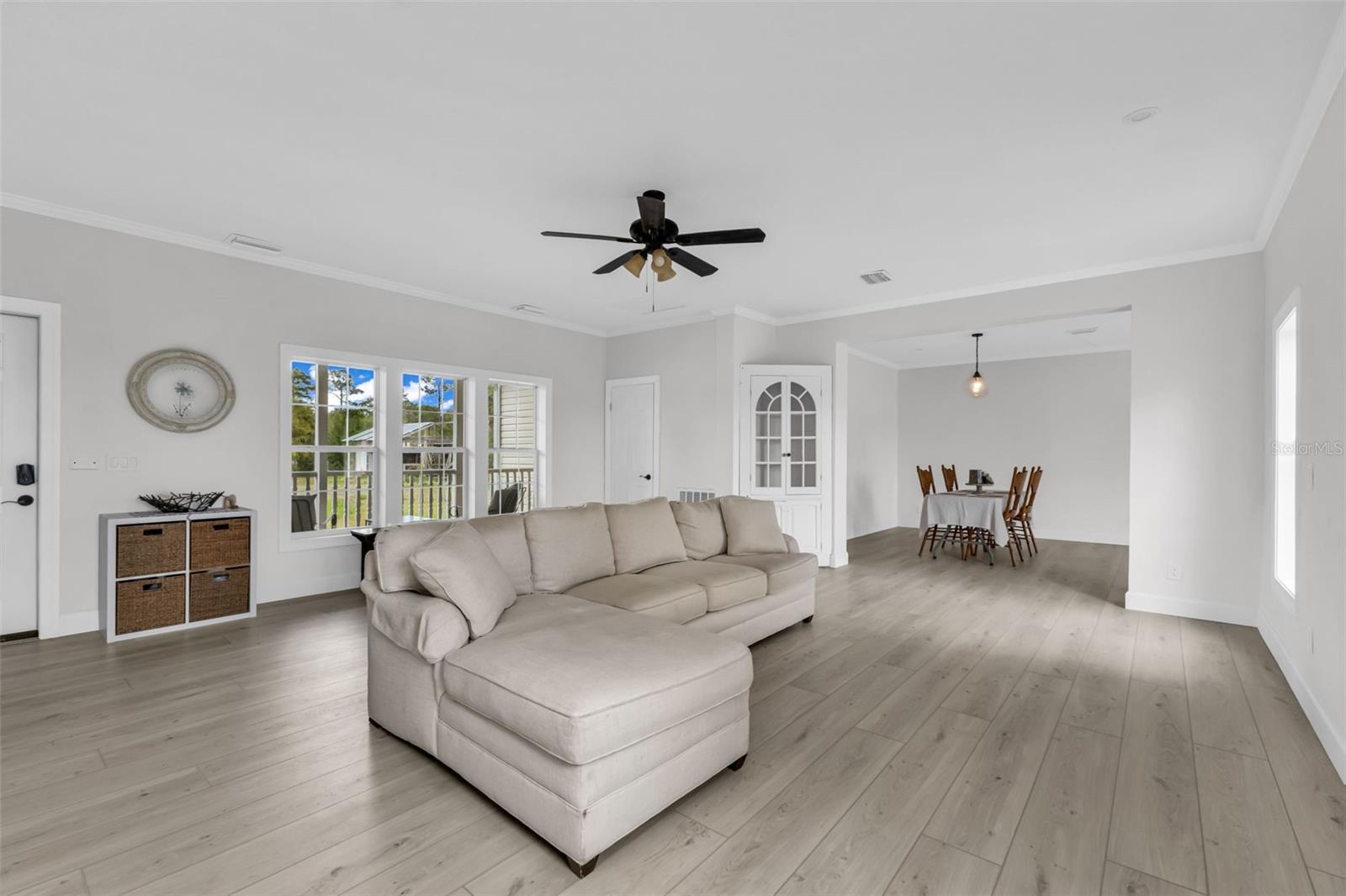 Image 7 of 84 For 32634 Oil Well Road