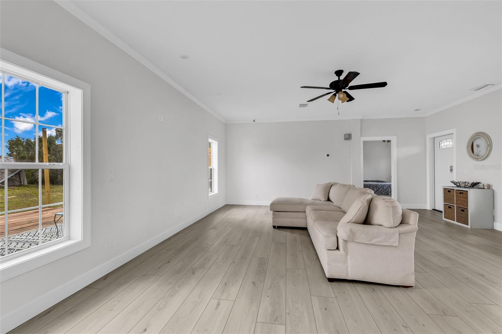 Image 8 of 84 For 32634 Oil Well Road