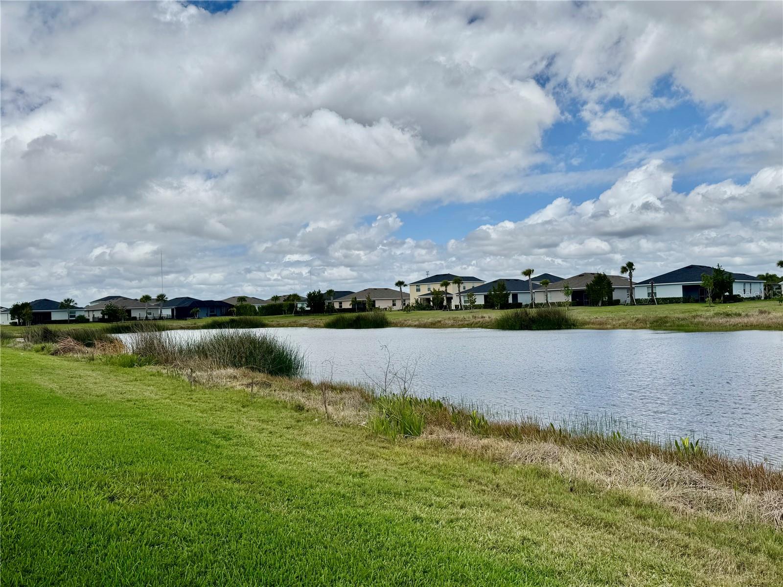 Image 29 of 37 For 17876 Woodland Court