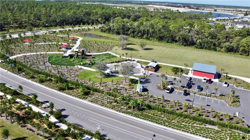 Image 31 of 37 For 17876 Woodland Court