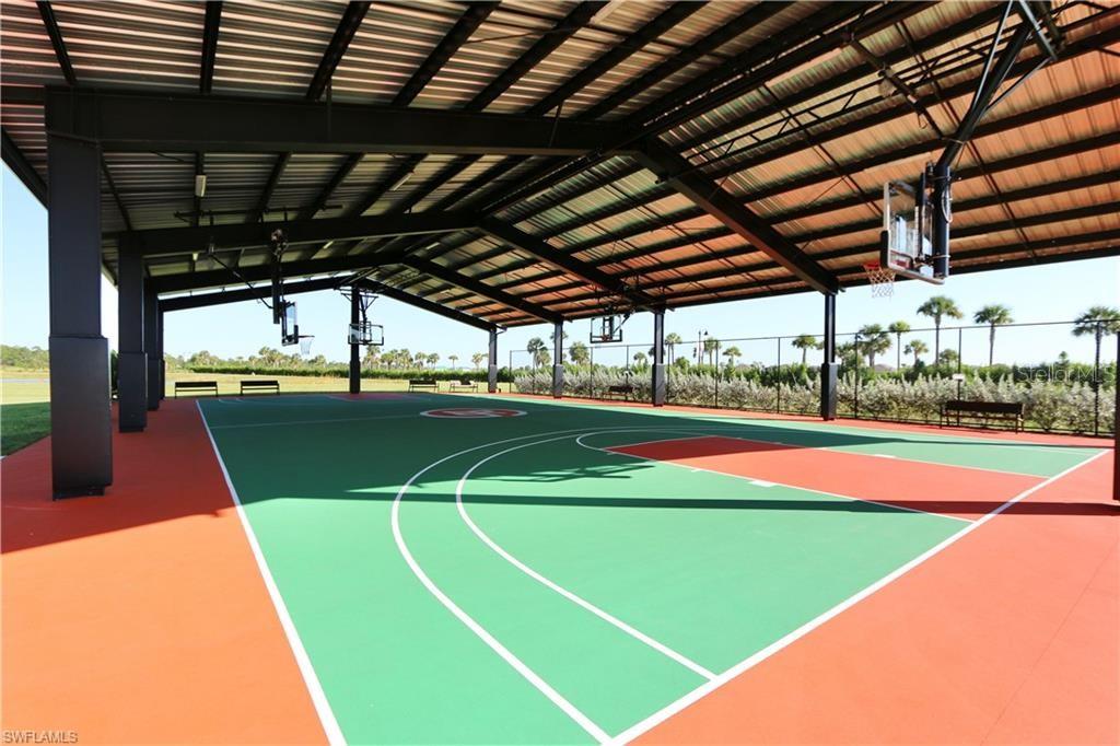 Image 33 of 37 For 17876 Woodland Court