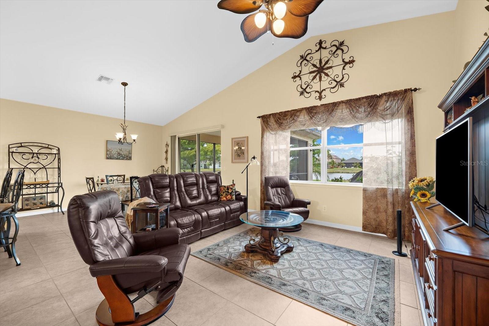 Image 28 of 74 For 24033 Canal Street