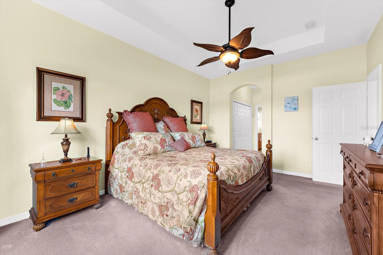 Image 33 of 74 For 24033 Canal Street