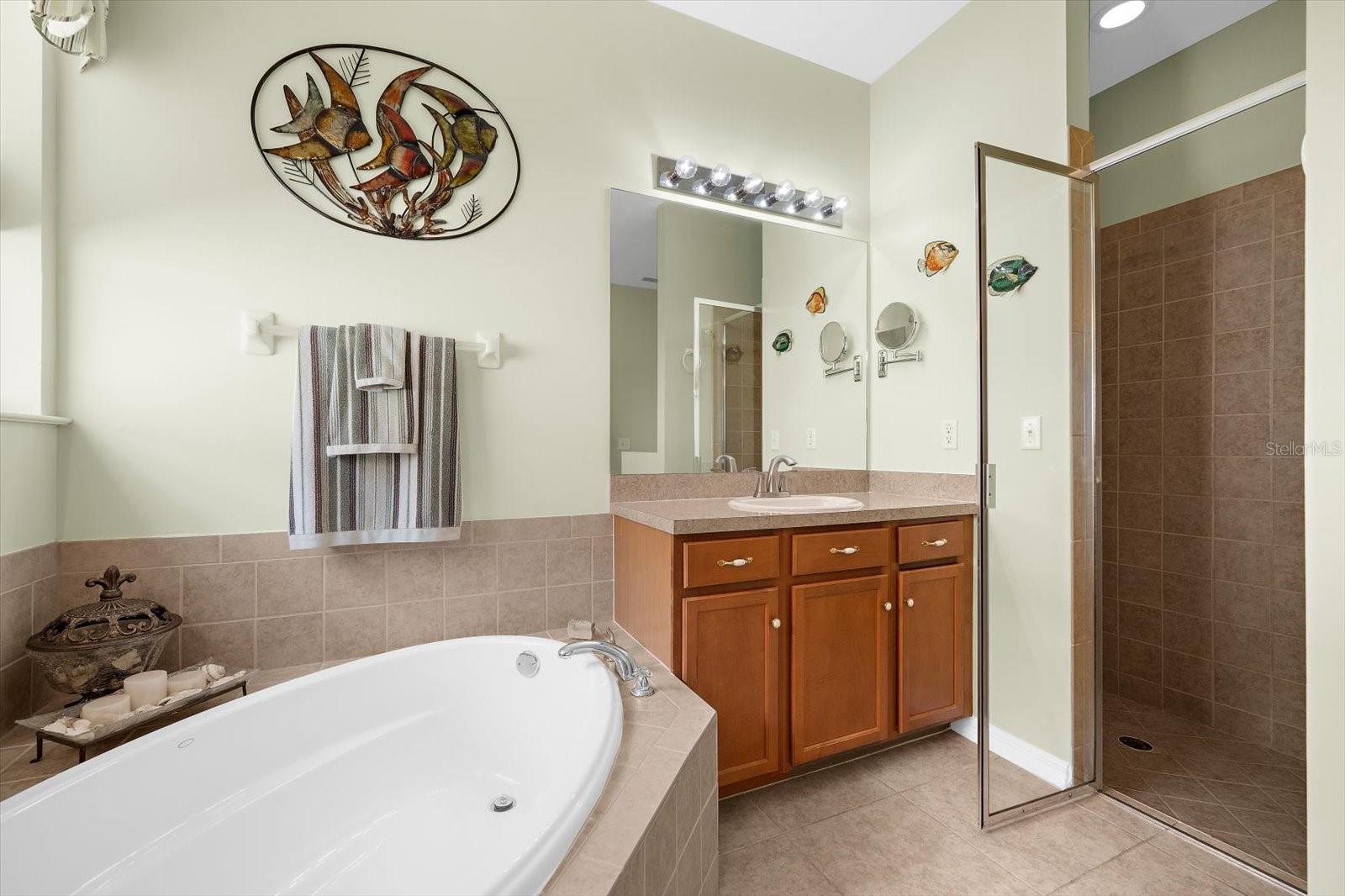 Image 38 of 74 For 24033 Canal Street