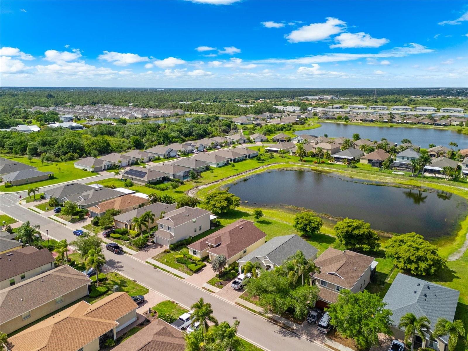 Image 58 of 74 For 24033 Canal Street