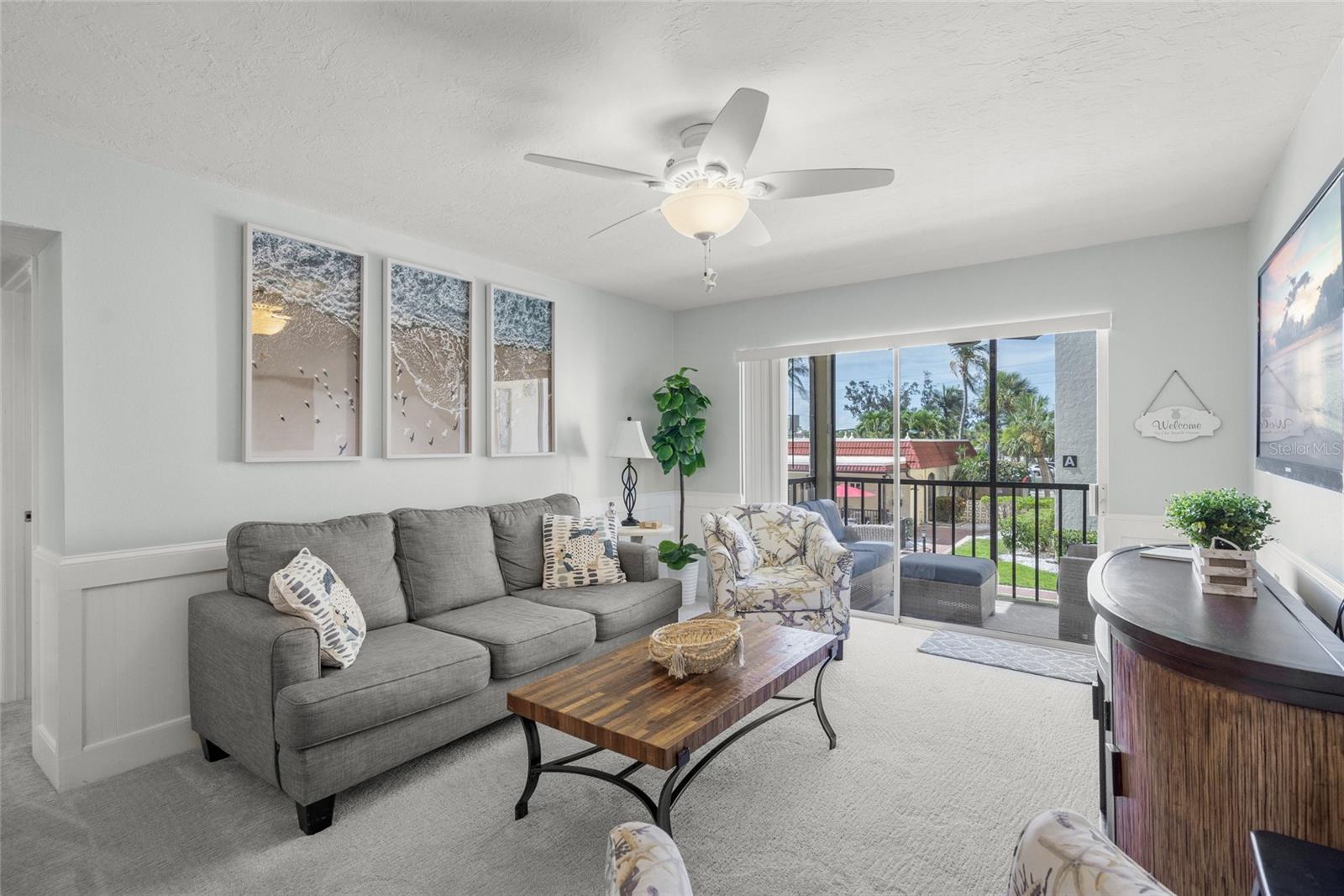 Image 11 of 85 For 915 Beach Road 215