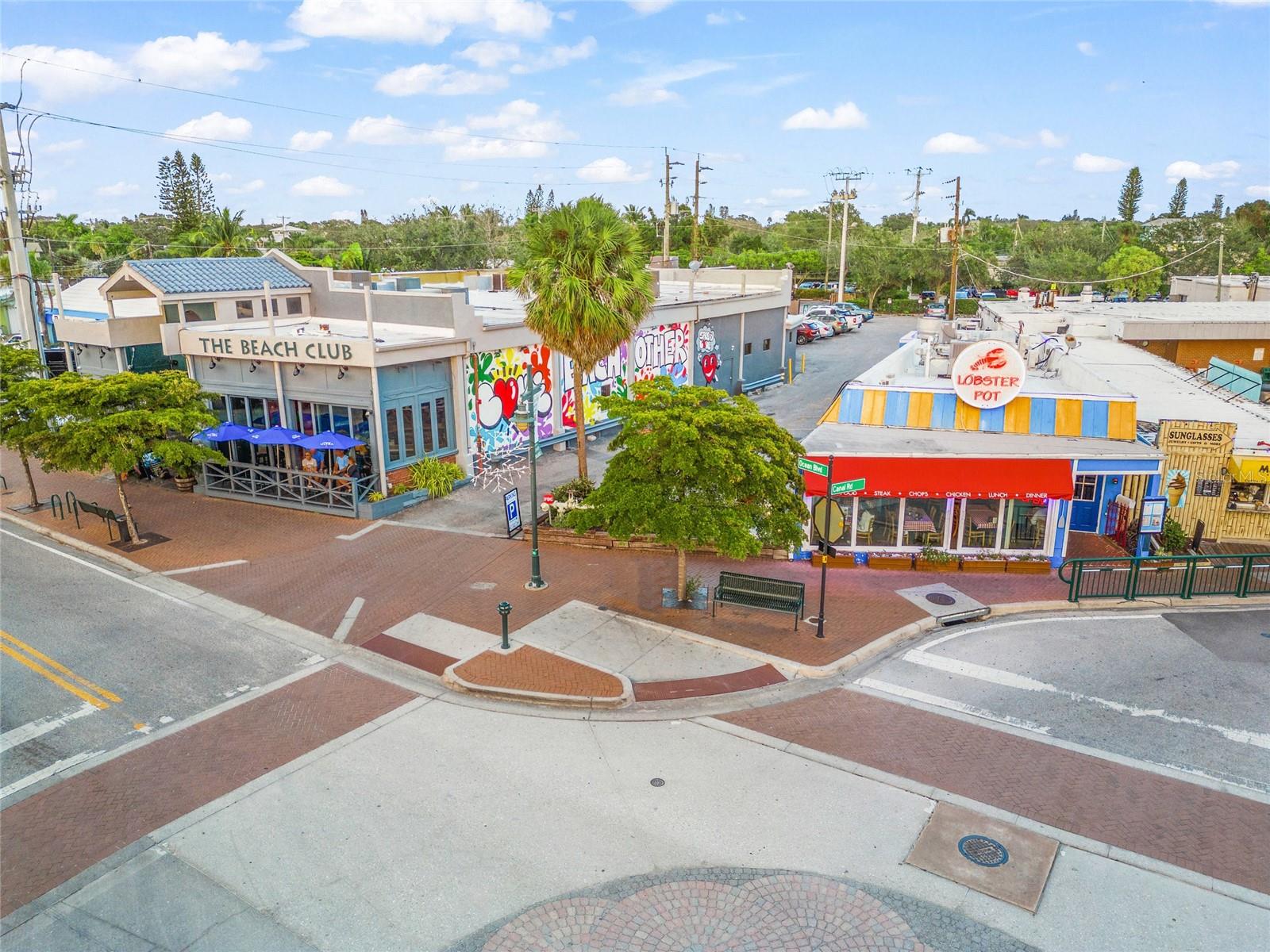 Image 66 of 85 For 915 Beach Road 215