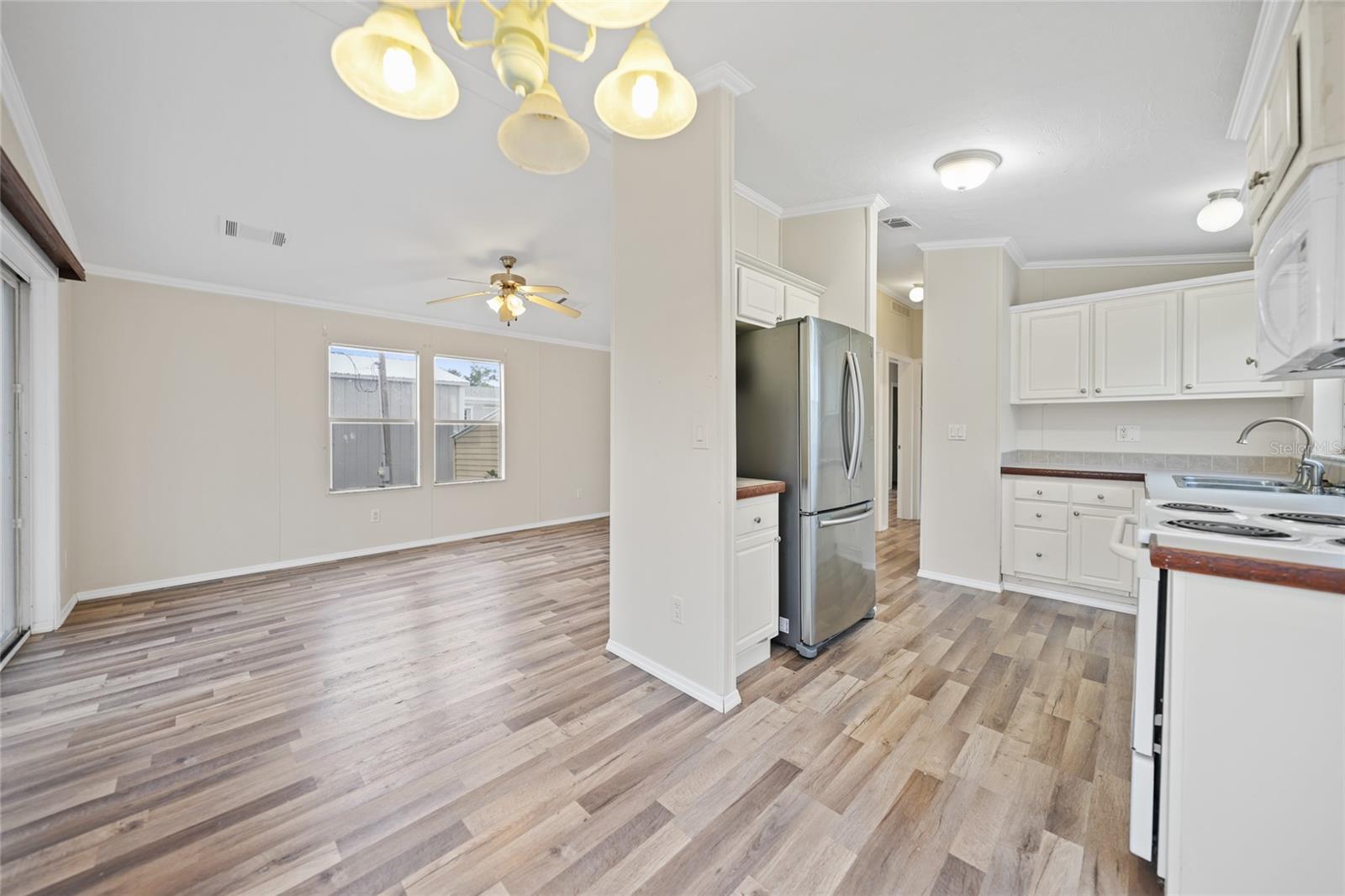 Image 14 of 29 For 3018 Bayberry Avenue