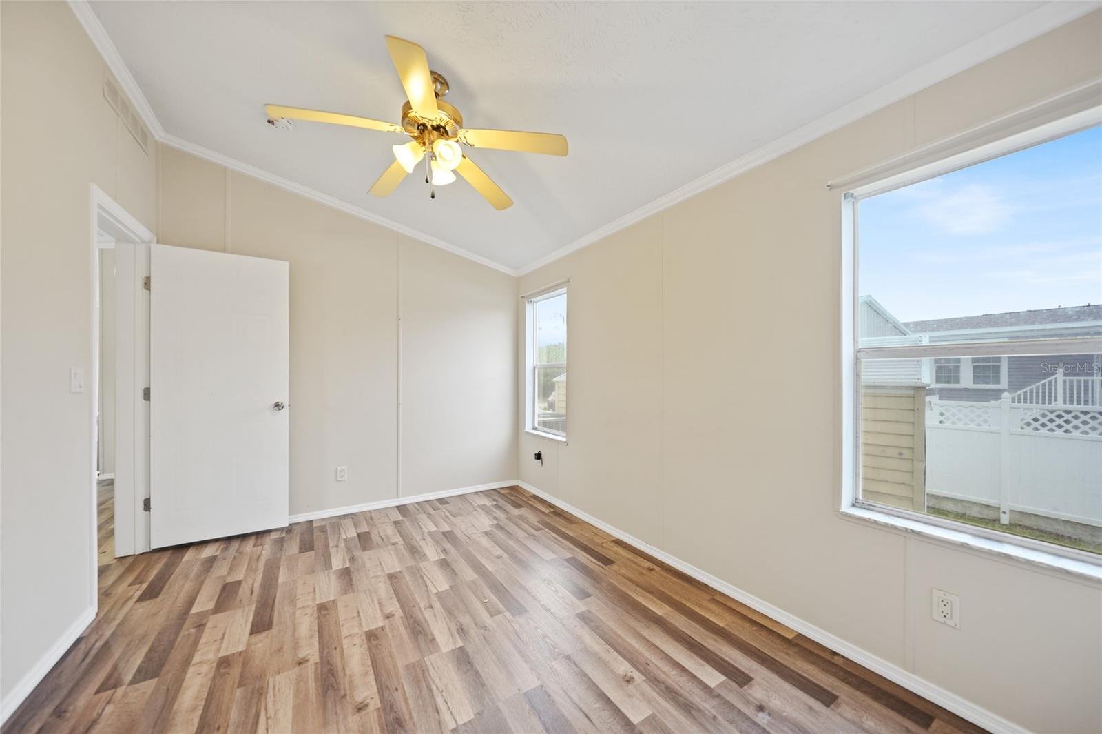 Image 15 of 29 For 3018 Bayberry Avenue