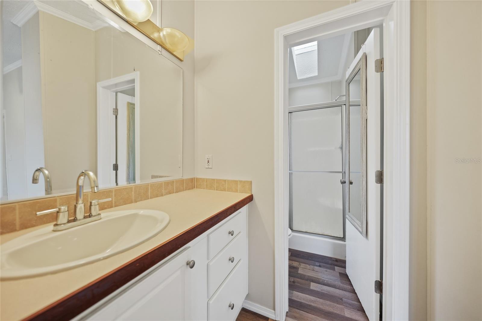 Image 19 of 29 For 3018 Bayberry Avenue