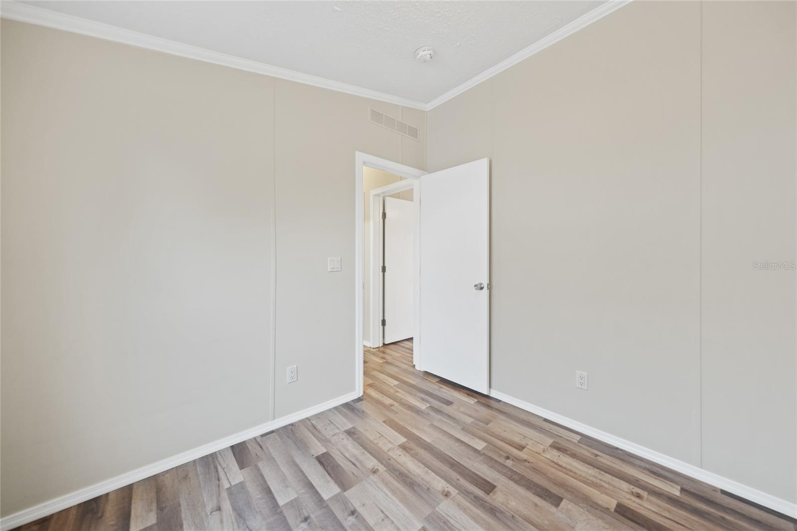 Image 20 of 29 For 3018 Bayberry Avenue