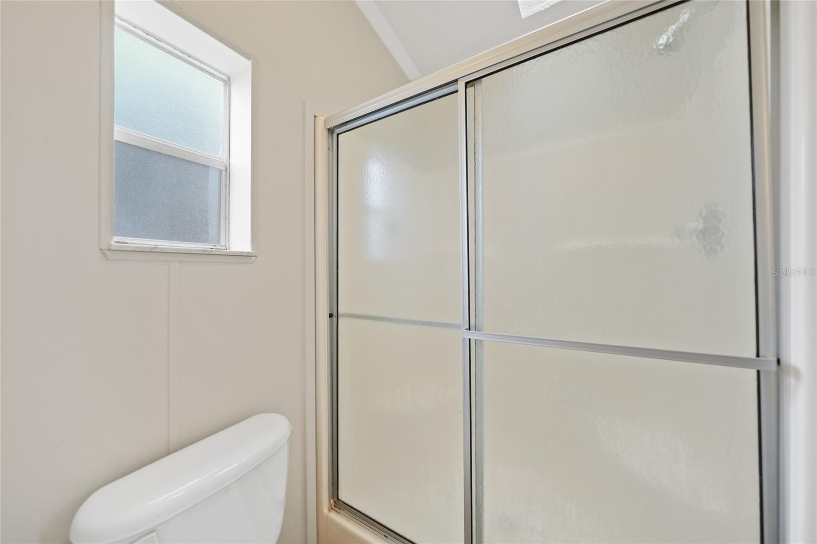 Image 23 of 29 For 3018 Bayberry Avenue