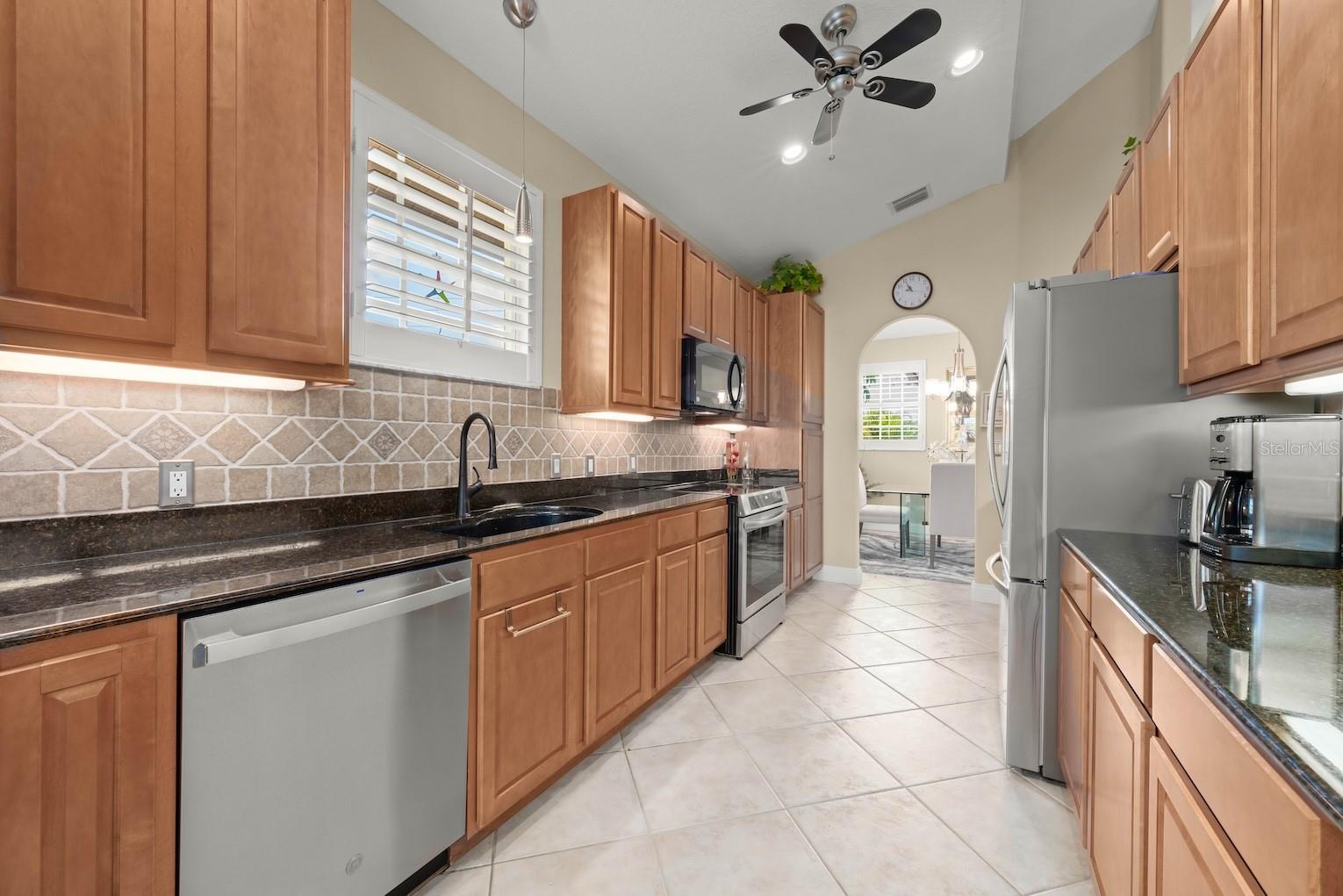 Image 13 of 49 For 1202 Jessie Harbor Drive 1204