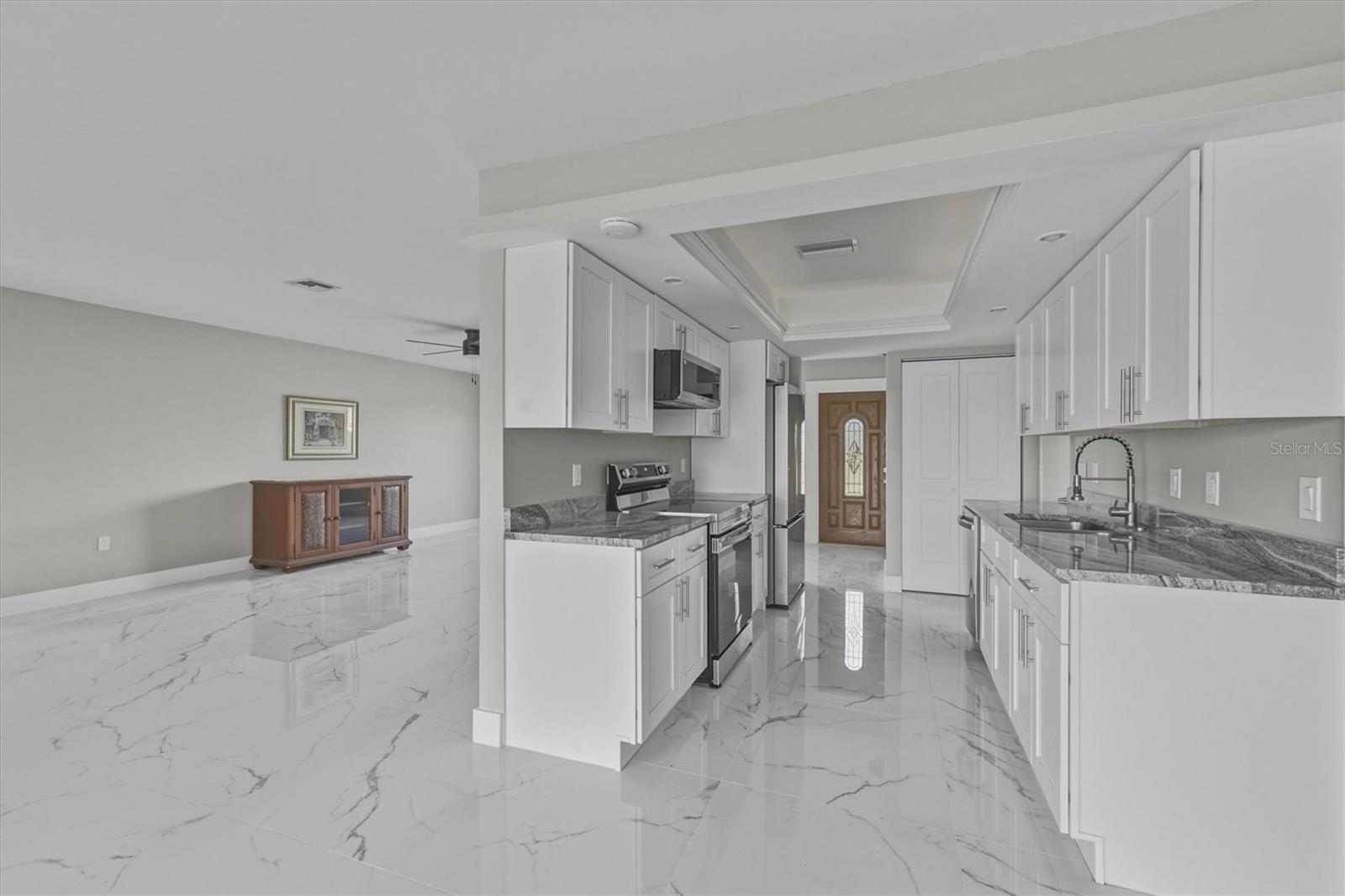 Image 30 of 58 For 1415 Columbian Drive