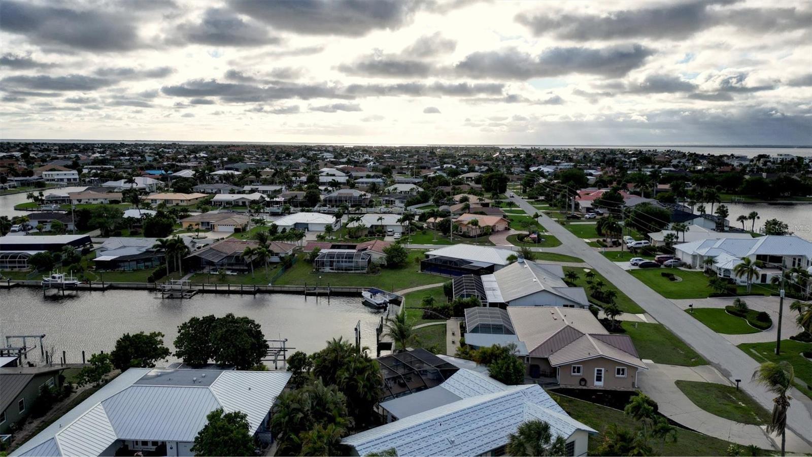 Image 38 of 58 For 1415 Columbian Drive