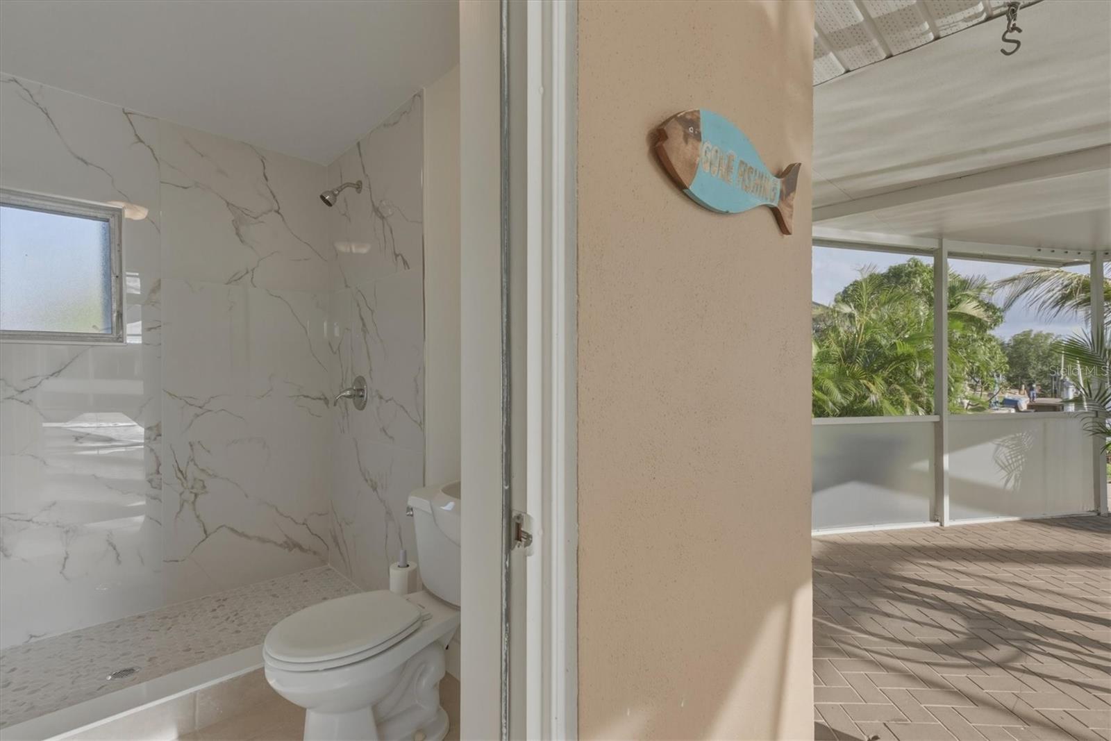 Image 40 of 58 For 1415 Columbian Drive