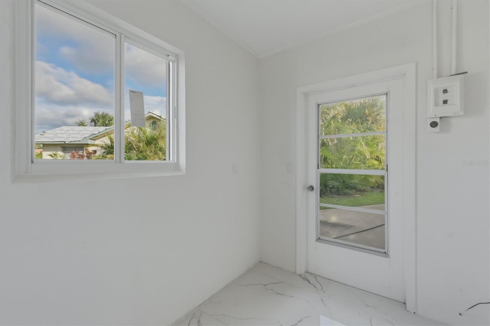 Image 49 of 58 For 1415 Columbian Drive